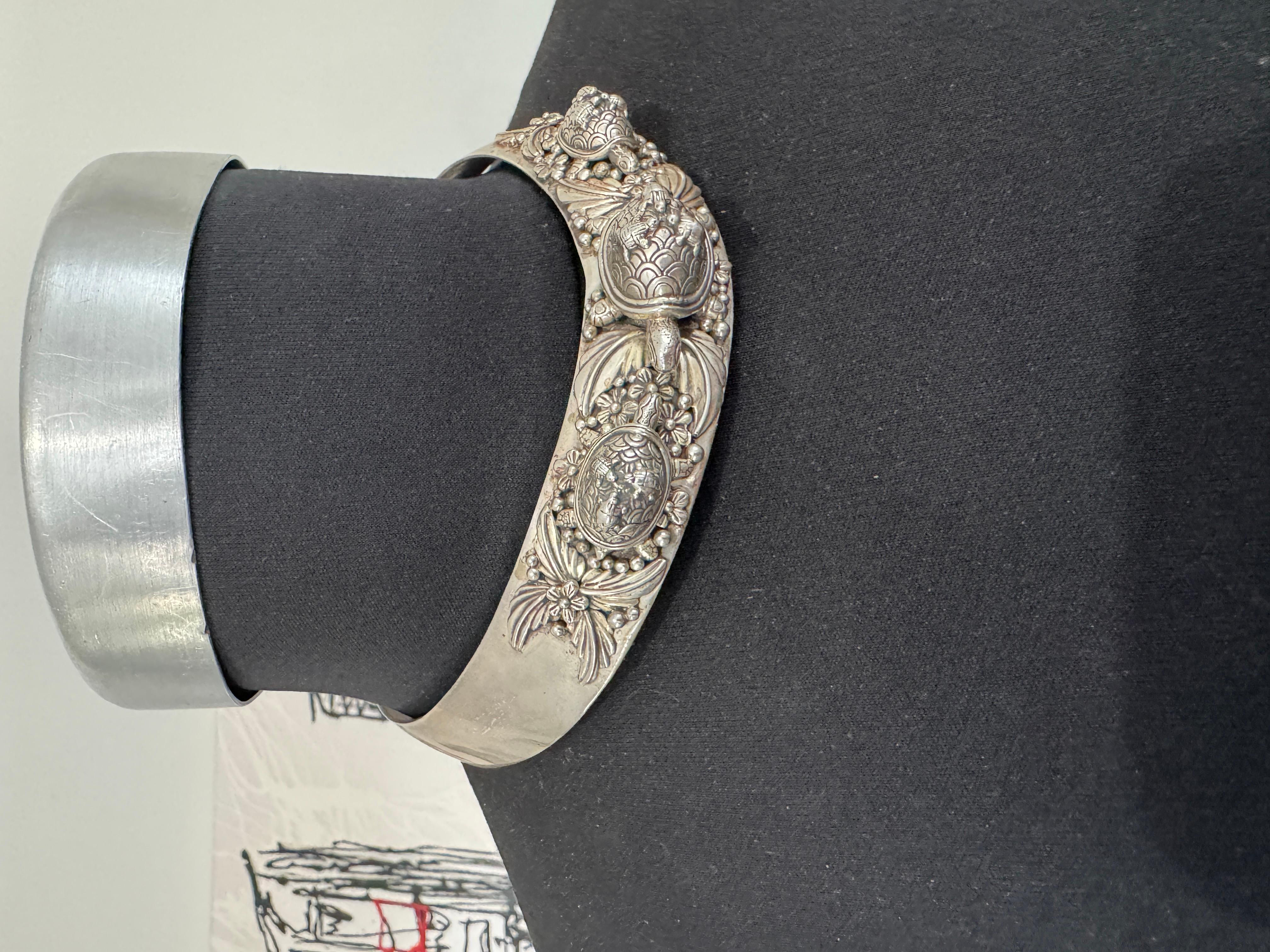 Collana a girocollo in argento Carol Felley 1990 in vendita 2