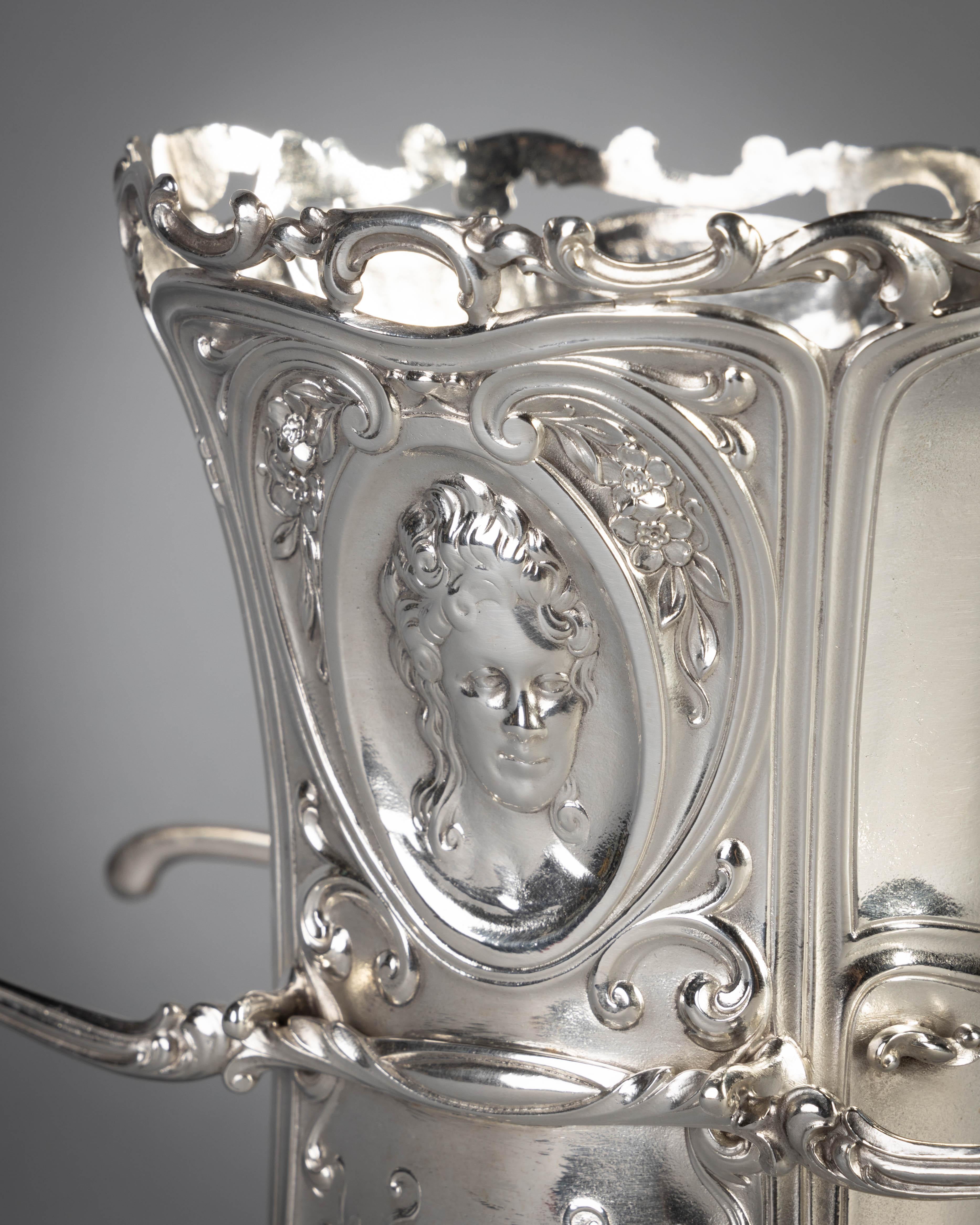 Sterling Silver Carriage-Form Vase, Gorham, circa 1875 In Good Condition For Sale In New York, NY