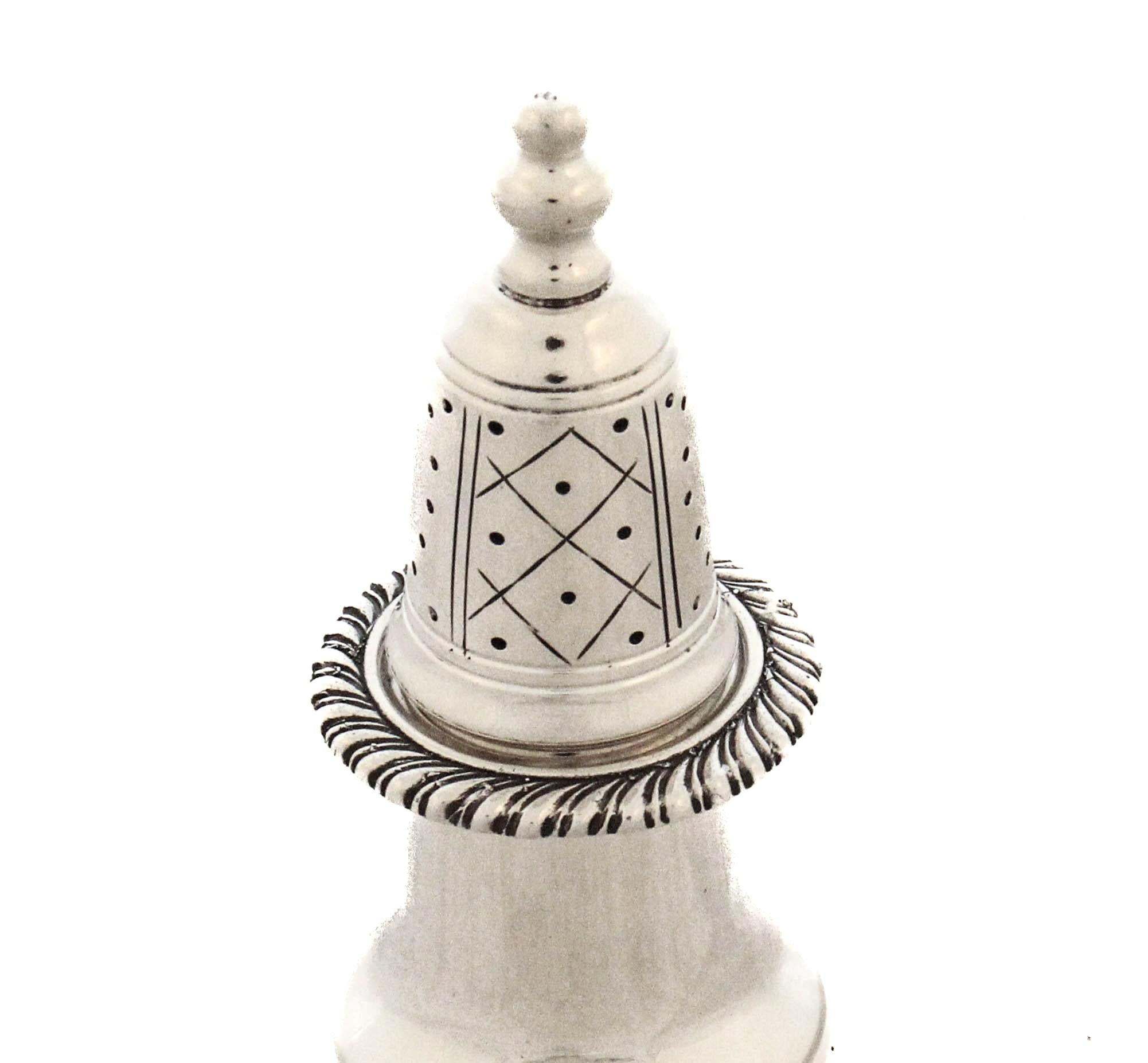 Americano Sterling Silver Cartier Salt Shaker in vendita