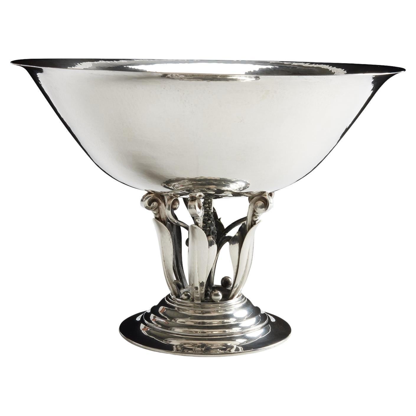 Ciotola centrotavola in argento di Johan Rohde per Georg Jensen