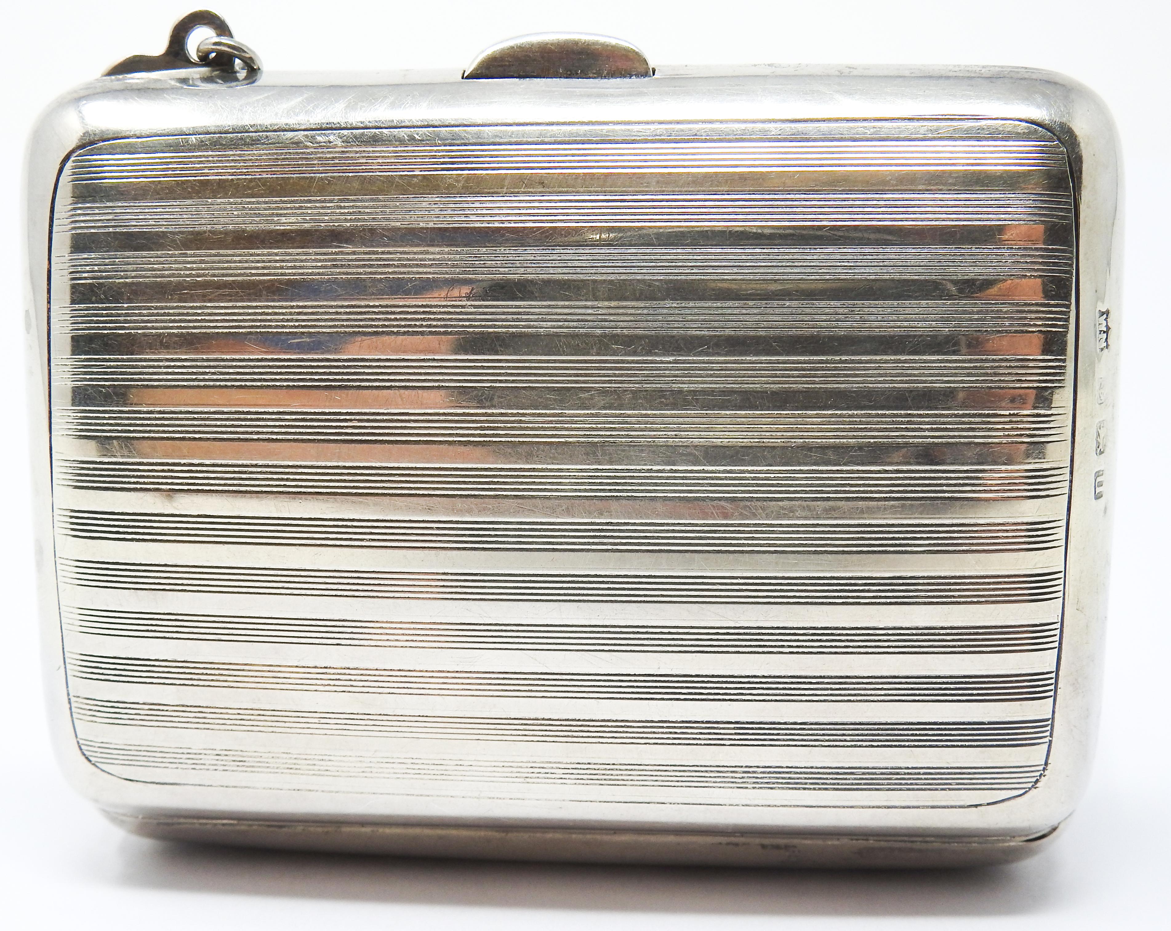 Sterling Silver Change Purse, Mid-20th Century For Sale 5