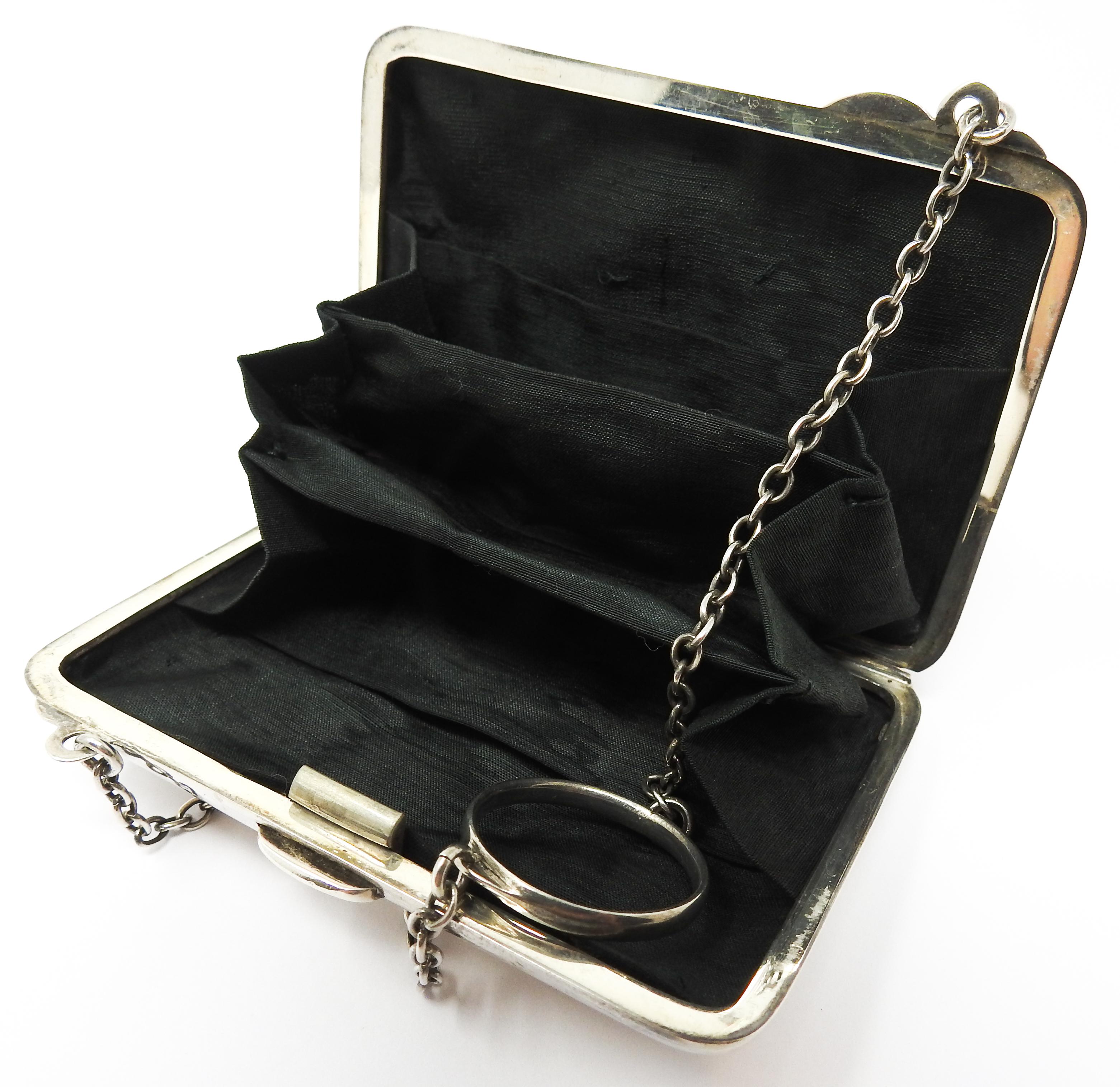 Sterling Silver Change Purse, Mid-20th Century For Sale 2