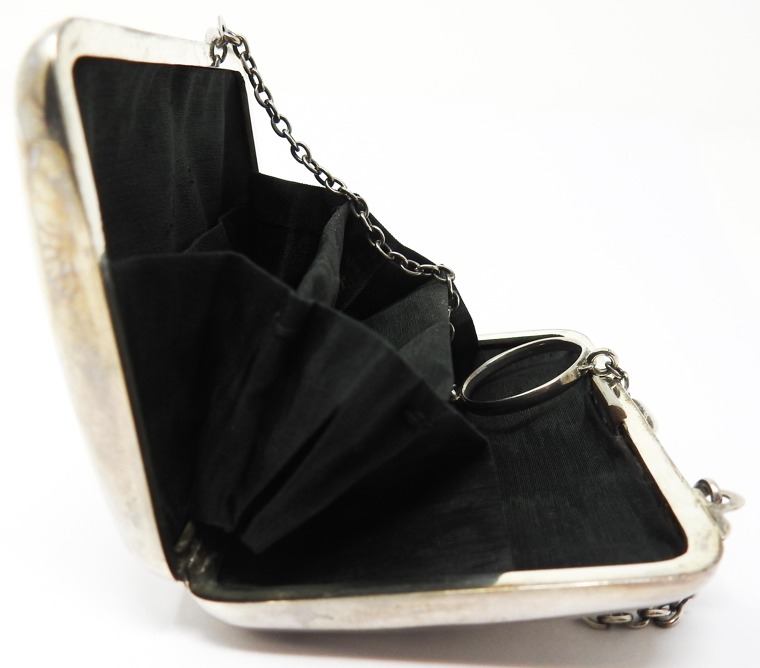 Sterling Silver Change Purse, Mid-20th Century For Sale 3