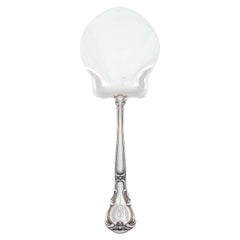 Servidor "Chantilly" de plata de ley