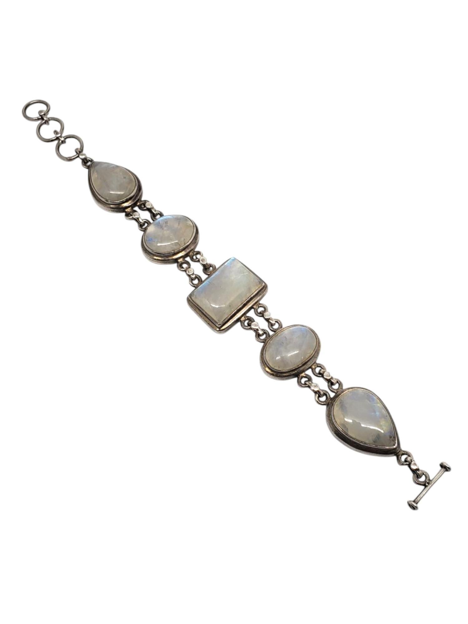 Sterling Silver Chunky Moonstone Link Bracelet #21043 In Good Condition For Sale In Washington Depot, CT