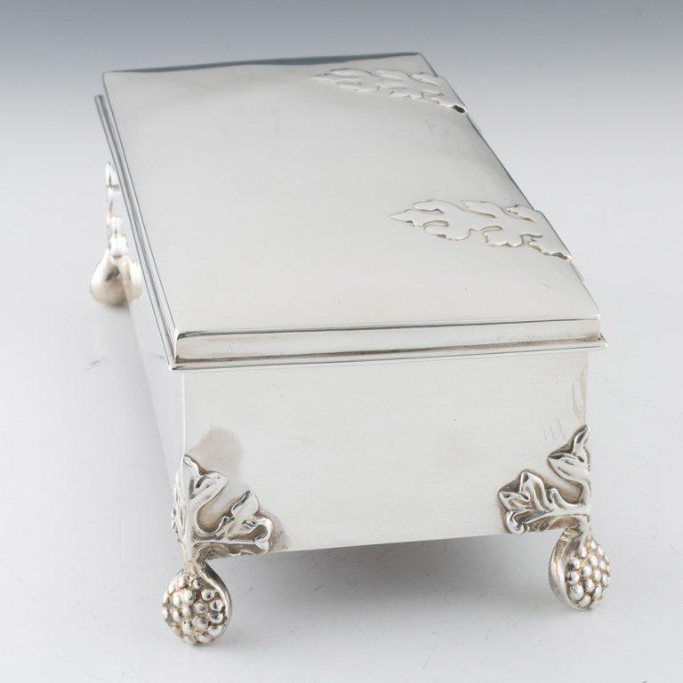 Caja para cigarrillos de plata de ley Dublín 1919 principios del siglo XX en venta