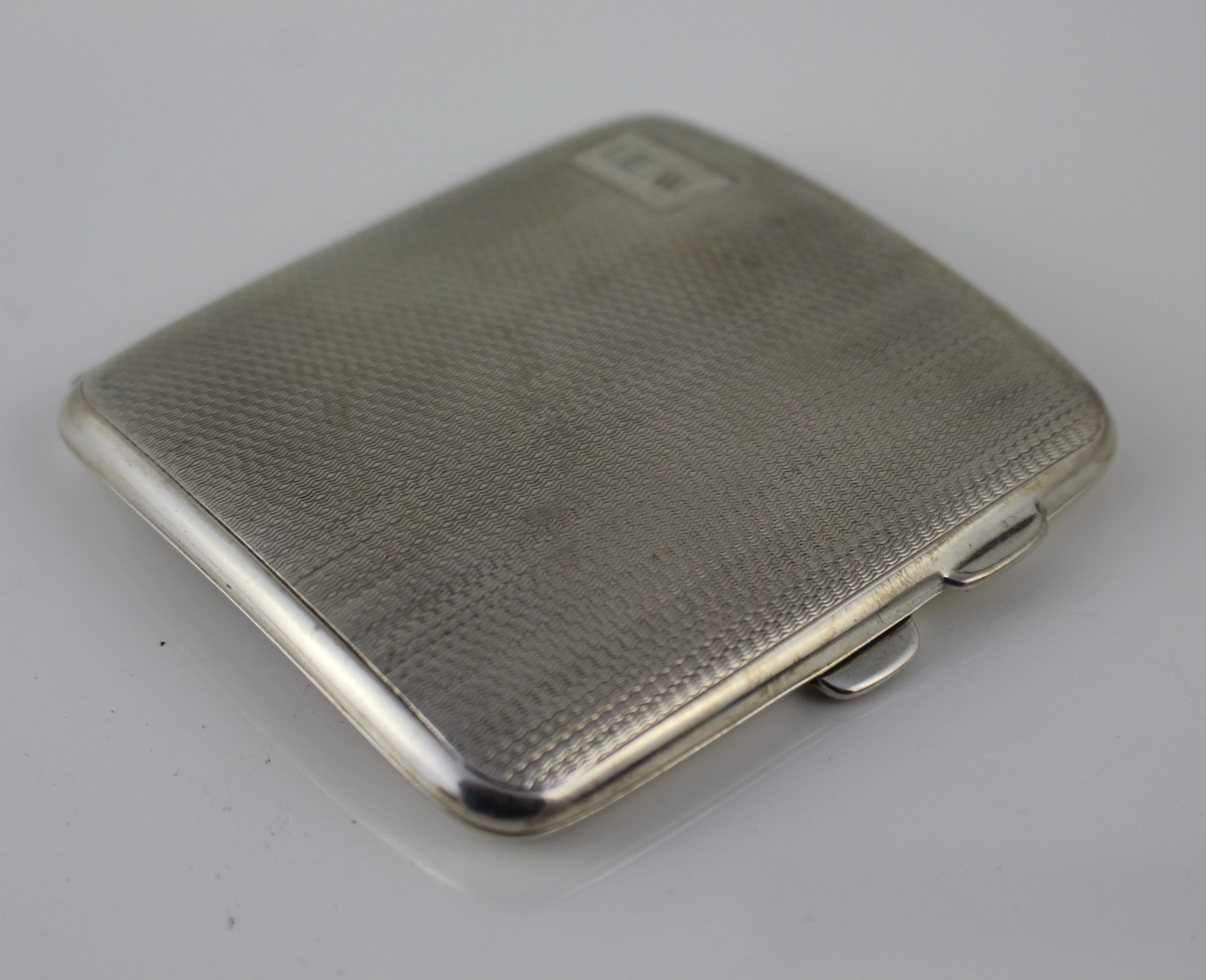 Sterling Silver Cigarette Case Birmingham, 1925 In Good Condition For Sale In Worcester, Worcestershire