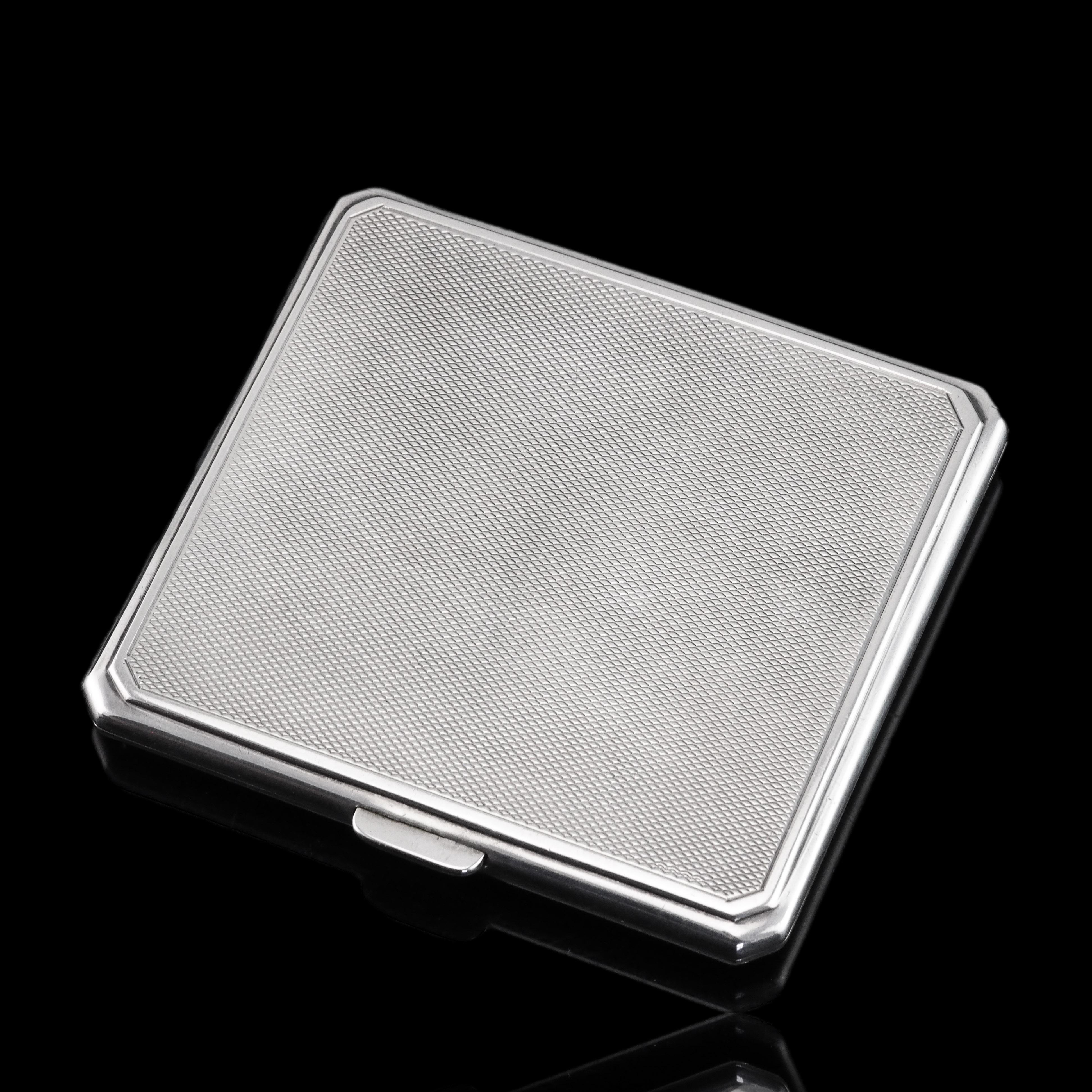 Sterling Silver Cigarette Case with Blue Sunburst Enamel Guilloche - 1937 For Sale 11