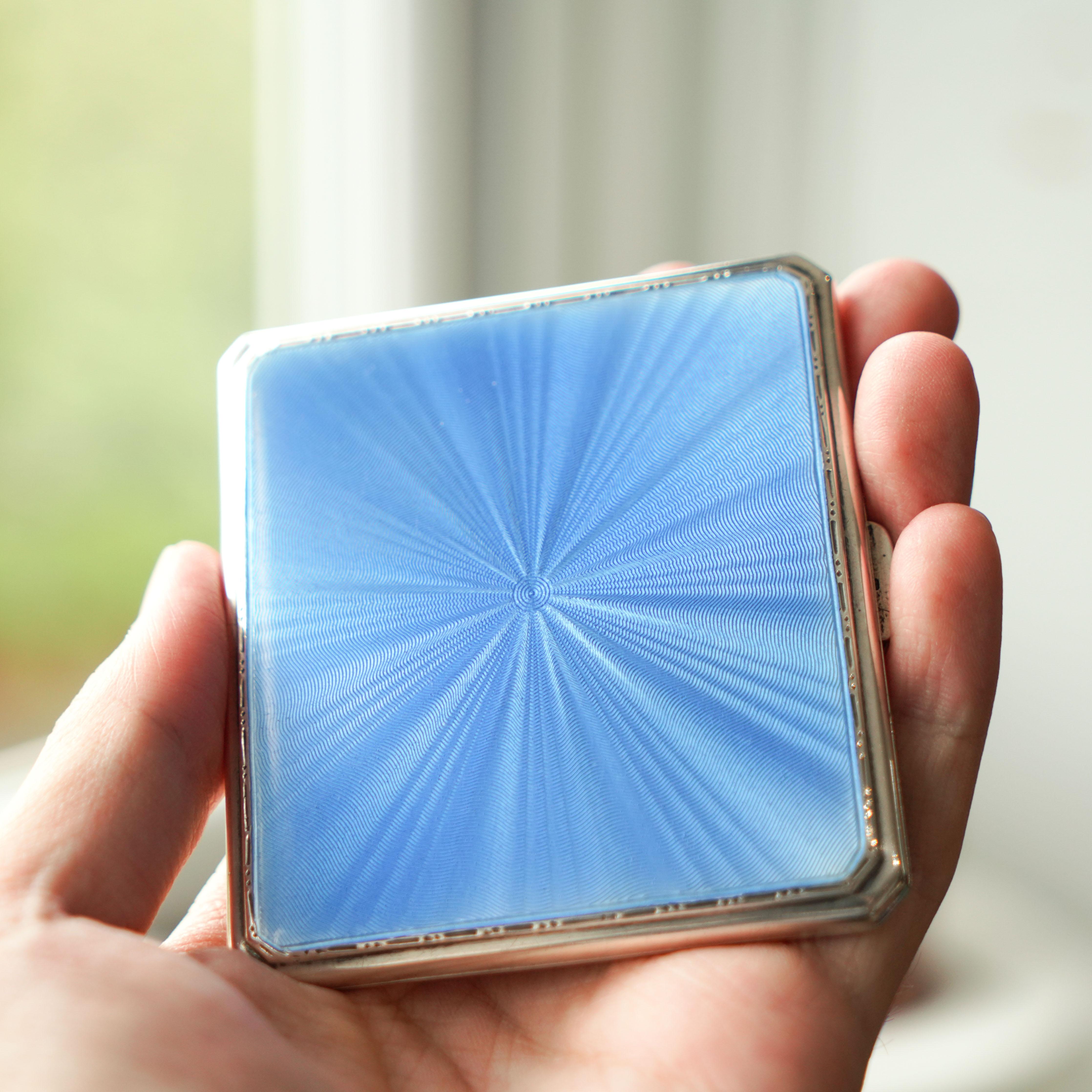 Sterling Silver Cigarette Case with Blue Sunburst Enamel Guilloche - 1937 For Sale 3