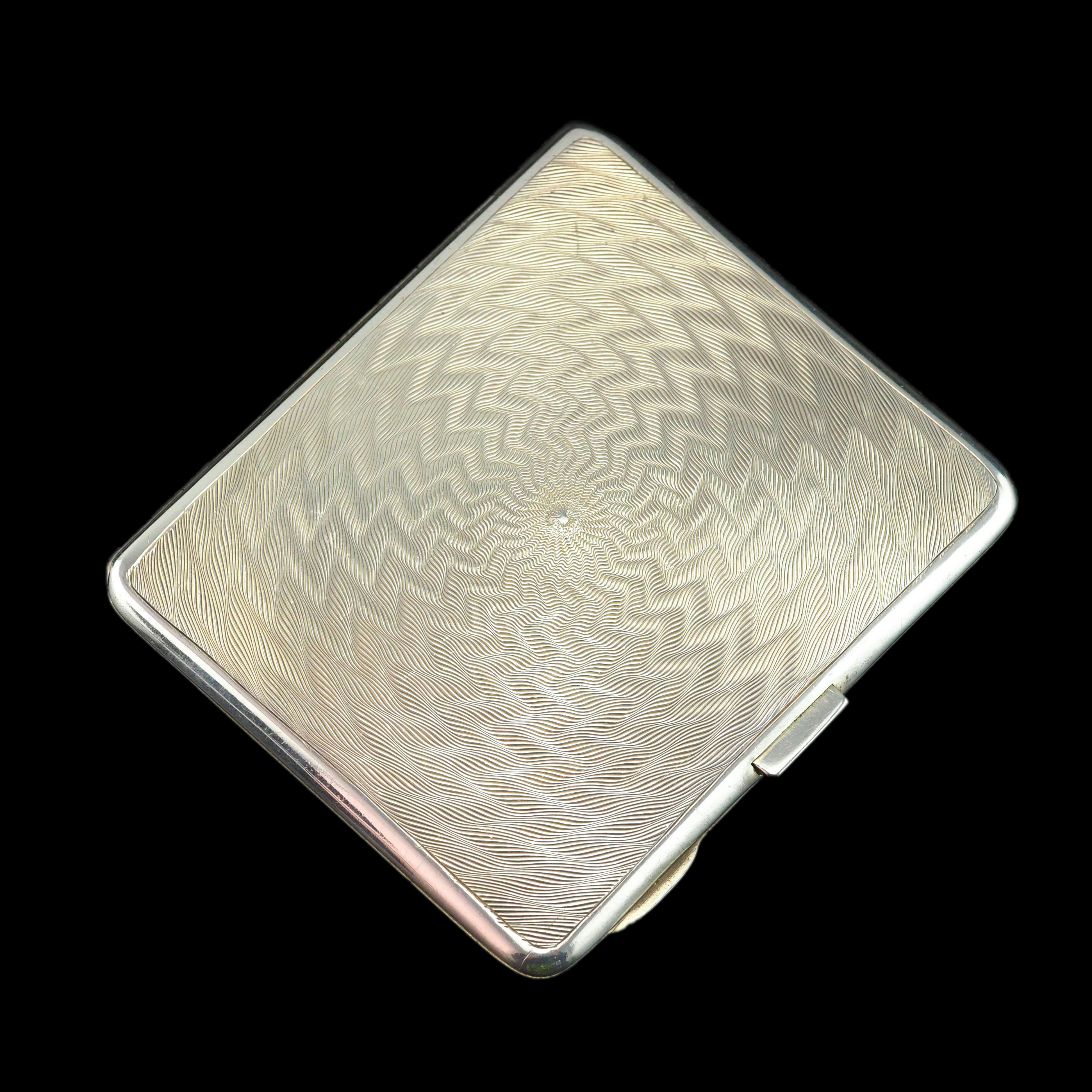 Sterling Silber Zigarettenetui mit grüner Emaille Guilloche - William Neale & Son im Angebot 11