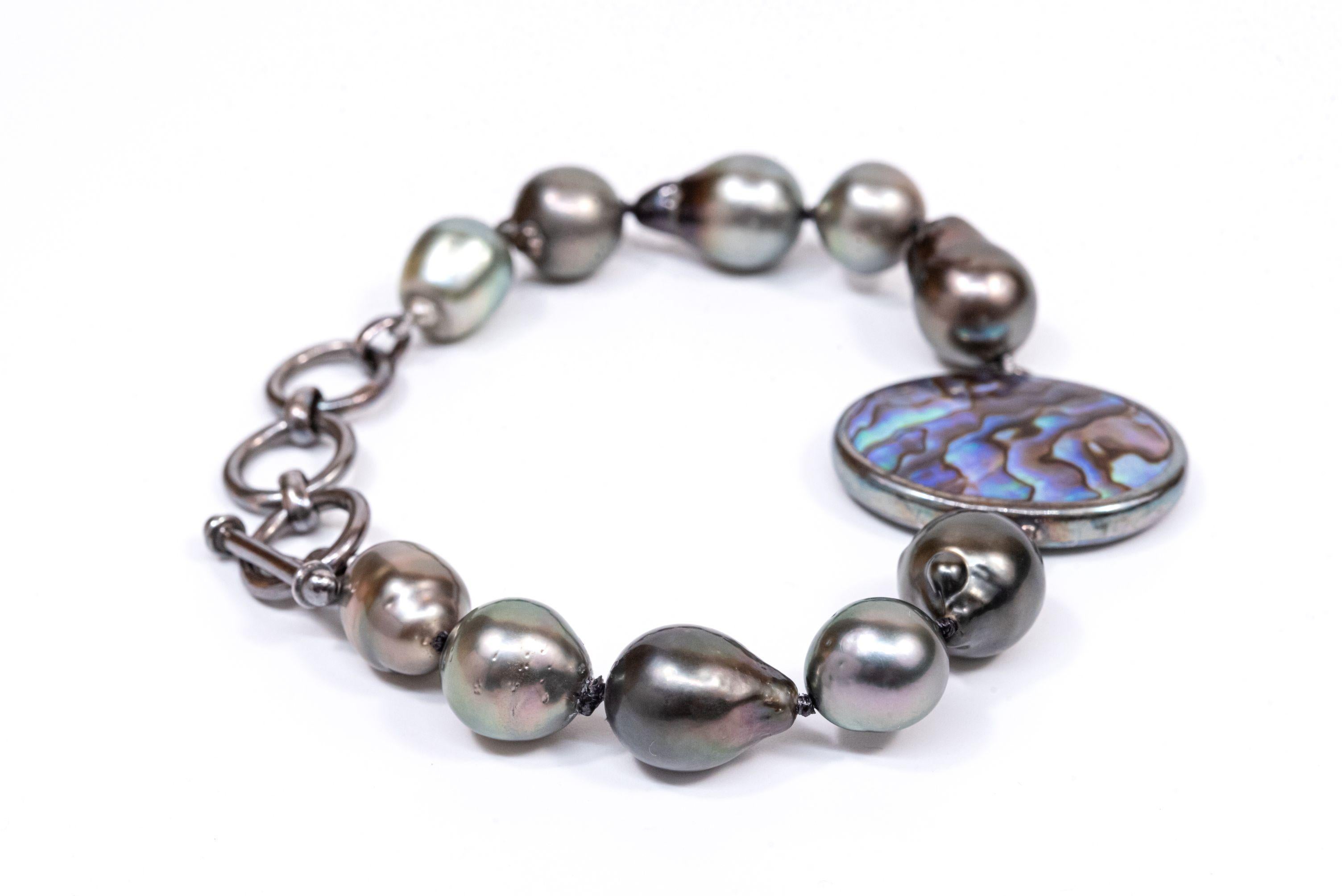 Sterling Silver Clasp Abalone Medallion Tahitian Pearls Beaded Bracelet For Sale 13