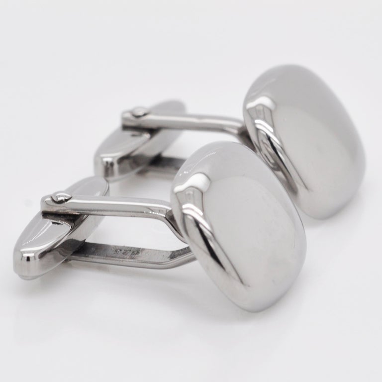 Women's or Men's Sterling Silver Classic Antique Cushion Shape Cufflinks For Sale