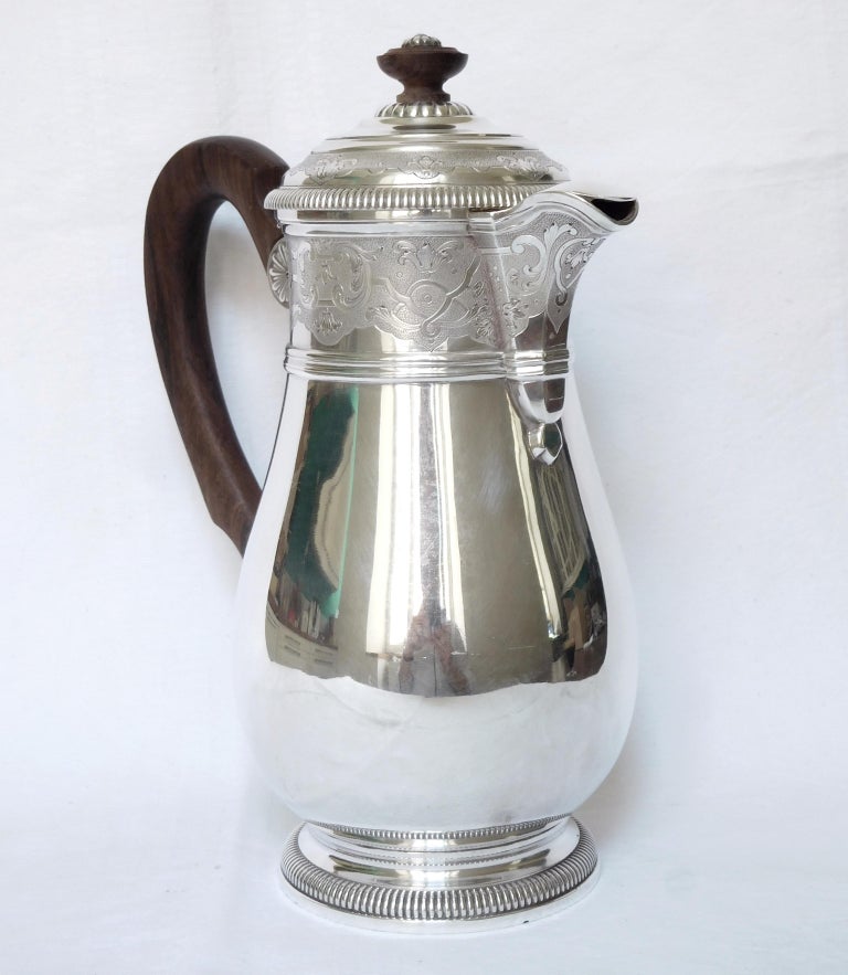 Sterling Silver Coffee Pot, French Regency Style by Silversmith Puiforcat In Good Condition For Sale In GRENOBLE, FR