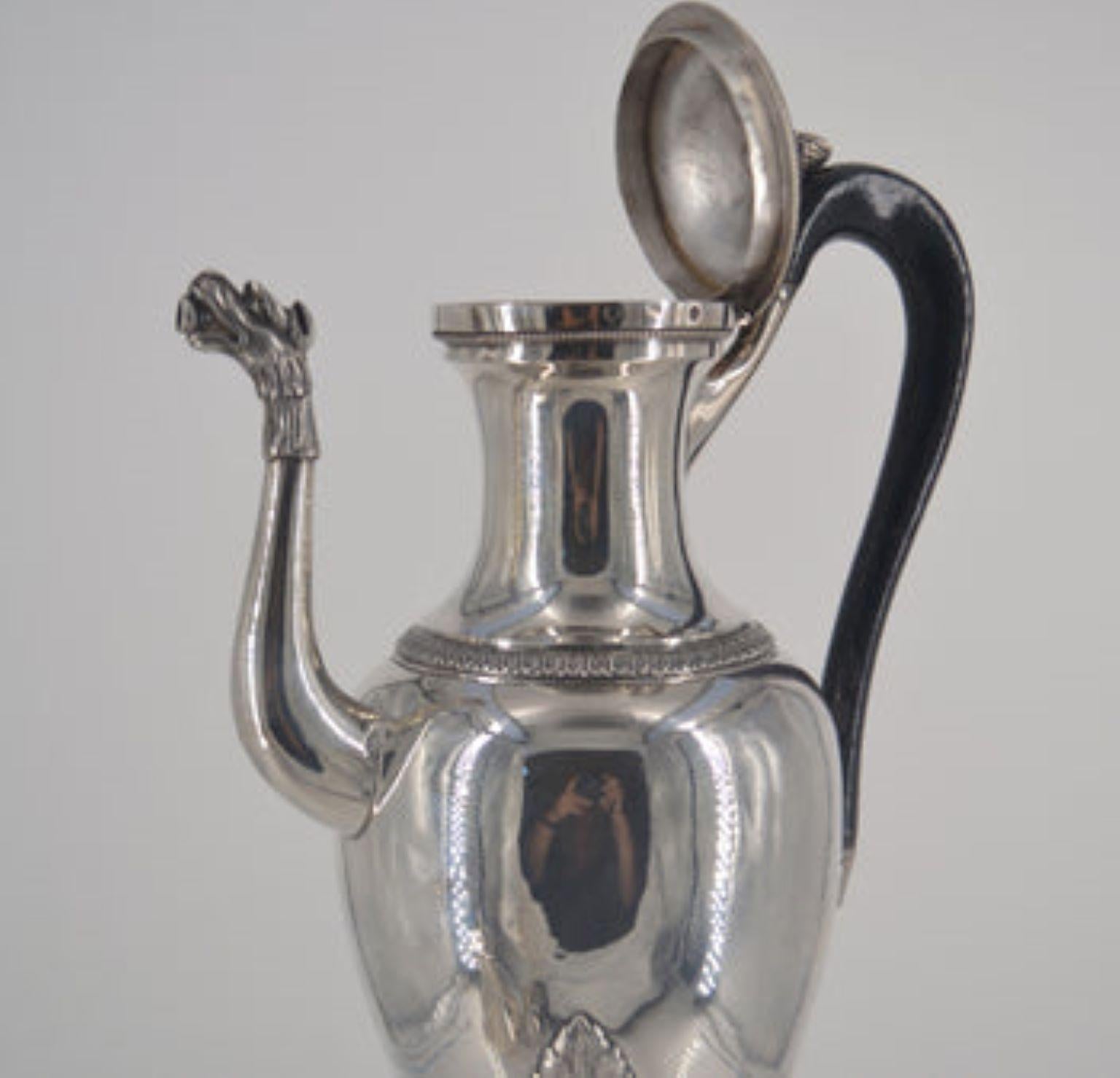 coffee pot with spout