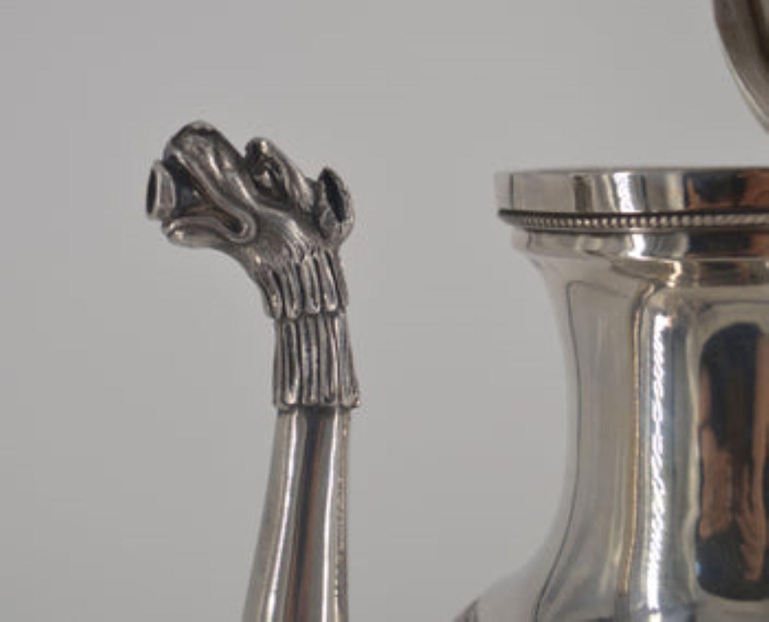 Caffettiera in argento sterling con beccuccio a forma di animale In condizioni buone in vendita a Vista, CA