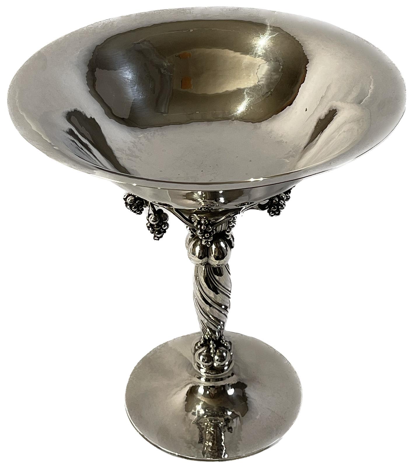 A Georg Jensen (Denmark, 1866 - 1935) sterling silver compote numbered 264 at base with Georg Jensen logo.