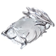 Collana con ciondolo artigianale contemporaneo in argento sterling e quarzo