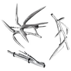 Set di spille in bambù contemporaneo in argento Sterling in primo piano su Vogue Set di spille in bambù contemporaneo in argento Sterling in primo piano su Vogue