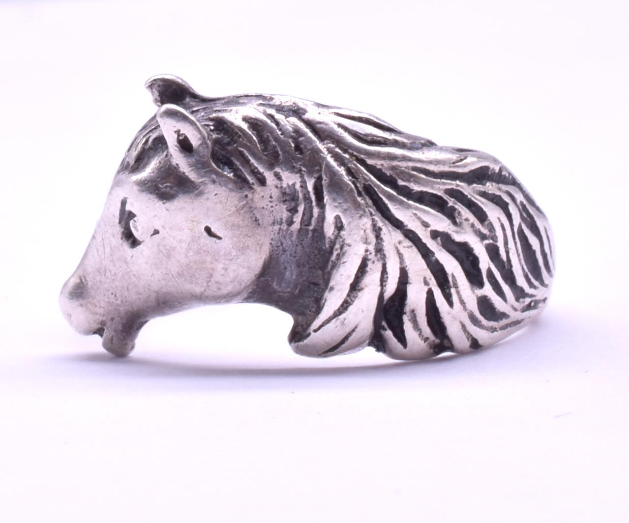 Sterling Silver Contemporary Figural Horse Head Ring For Sale at 1stDibs
