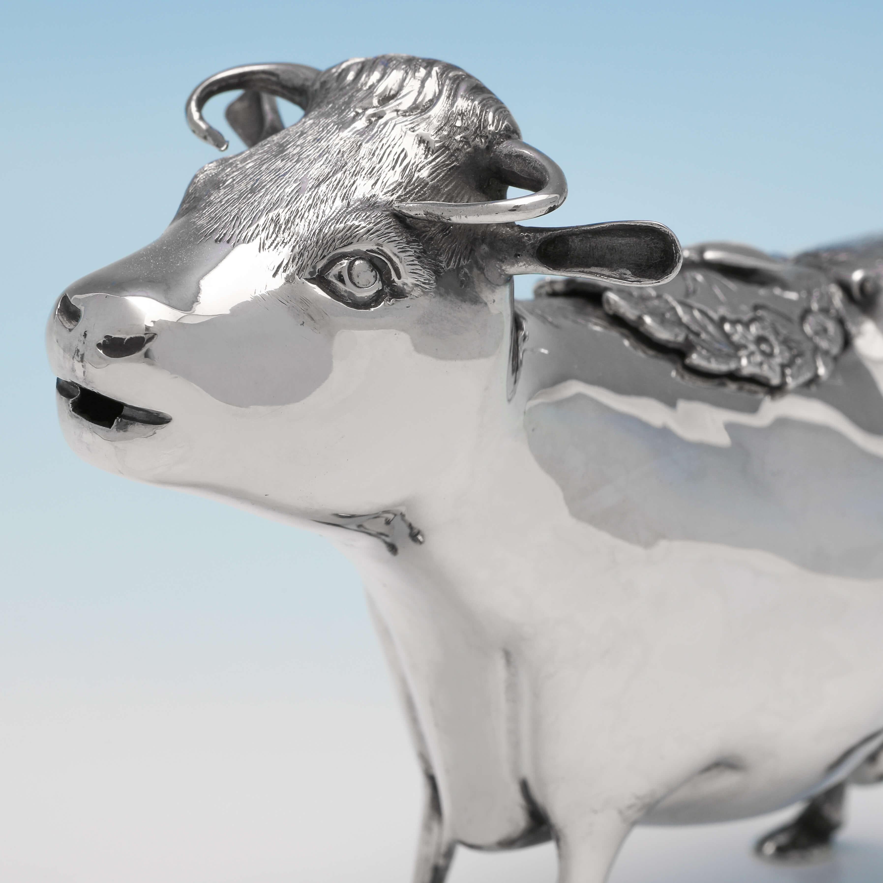 English Sterling Silver Cow Creamer, London 1968, William Comyns