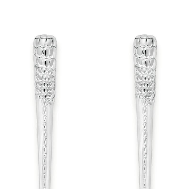 Sterling Silver Croco Long Tooth Earring In New Condition For Sale In Beijing, CN