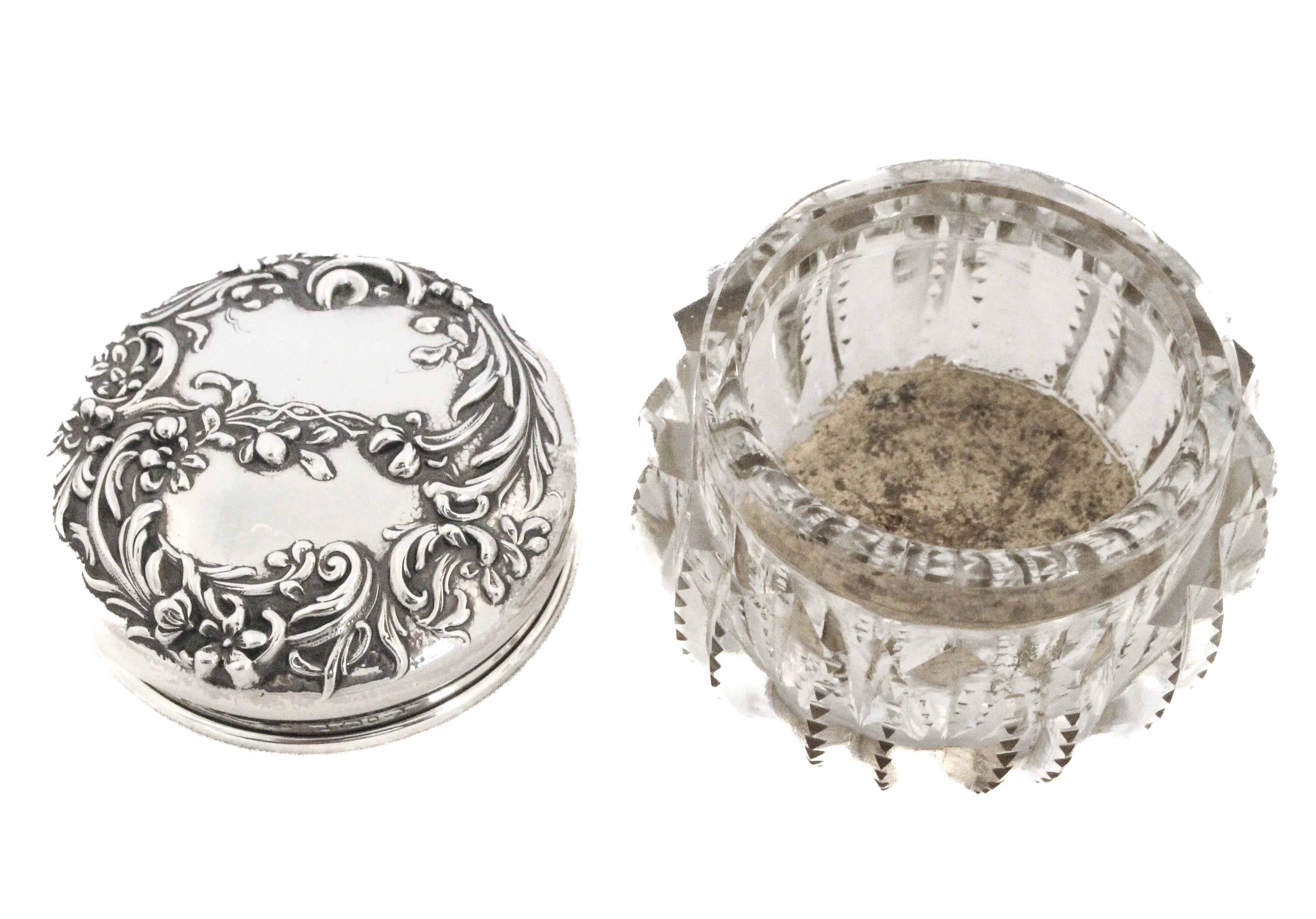 Jarra Art Nouveau de Plata de Ley y Cristal principios del siglo XX en venta