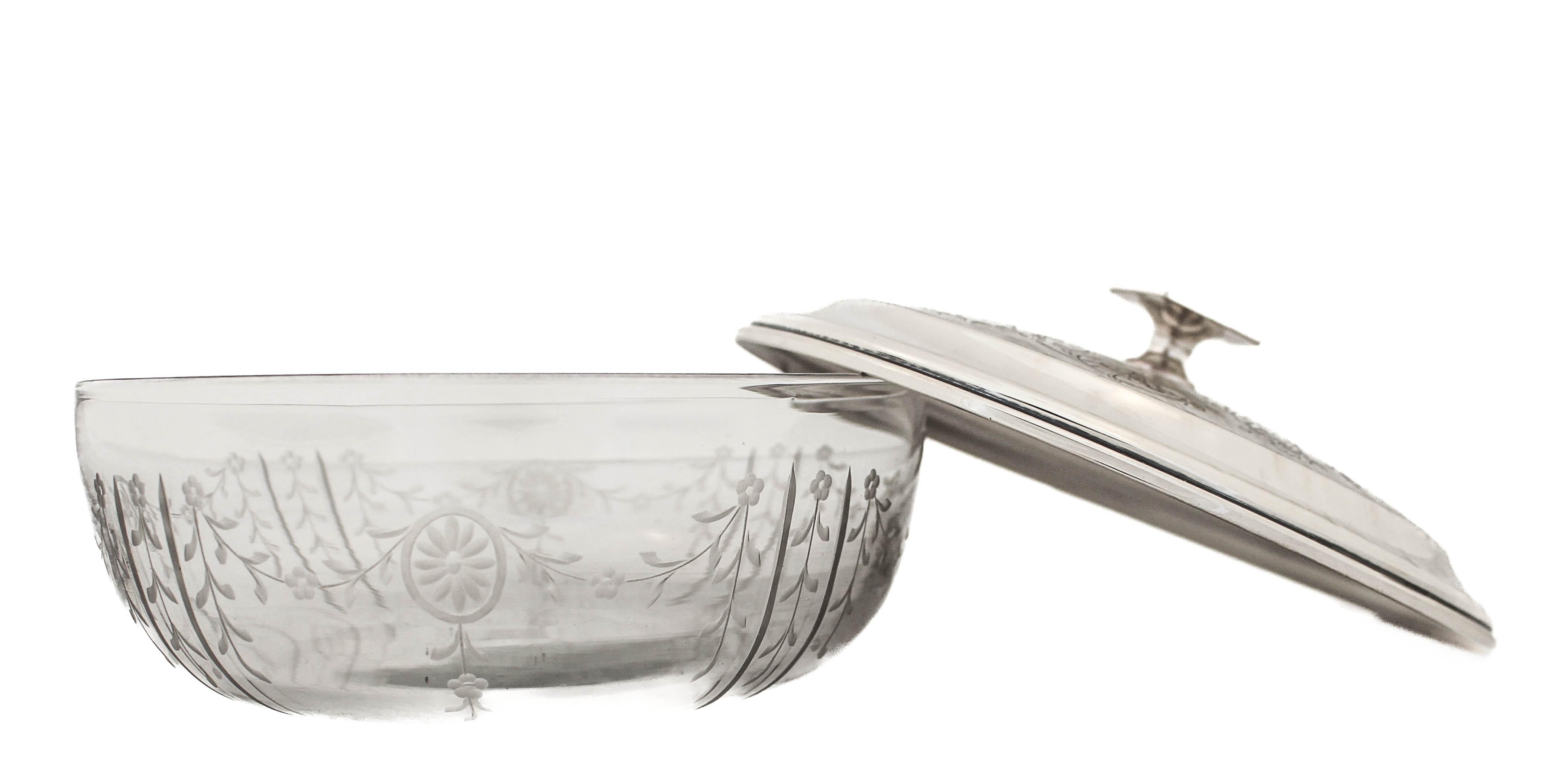Cuenco cubierto de plata de ley y cristal principios del siglo XX en venta