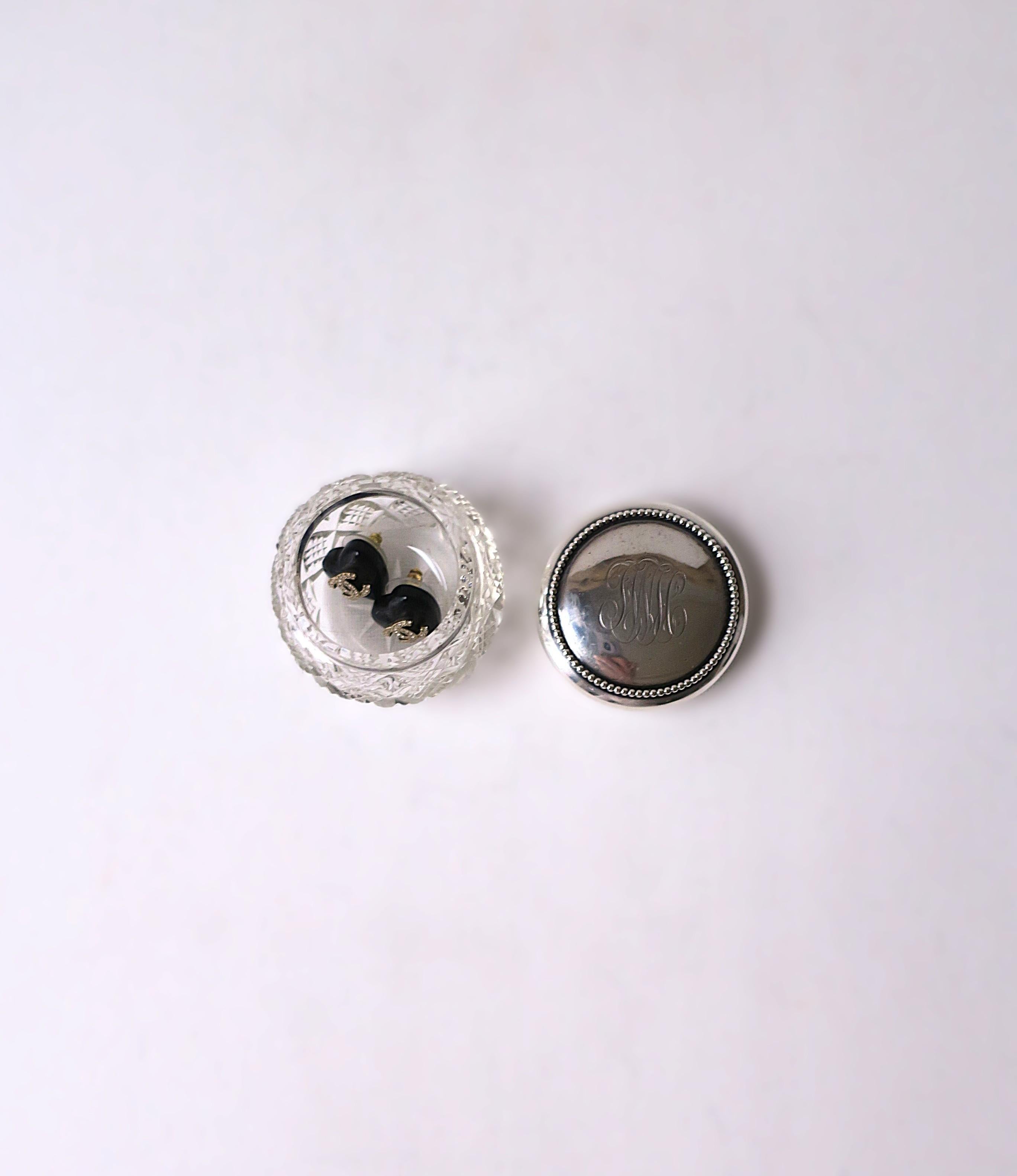 Boîte de toilette en argent sterling J E Caldwell en vente 4