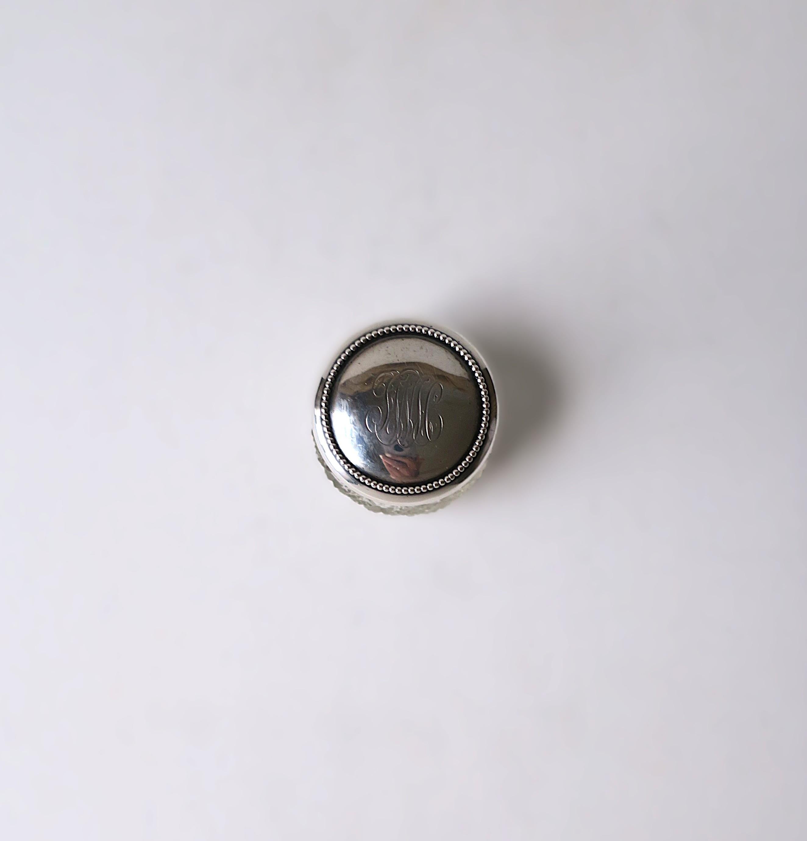 Boîte de toilette en argent sterling J E Caldwell en vente 1