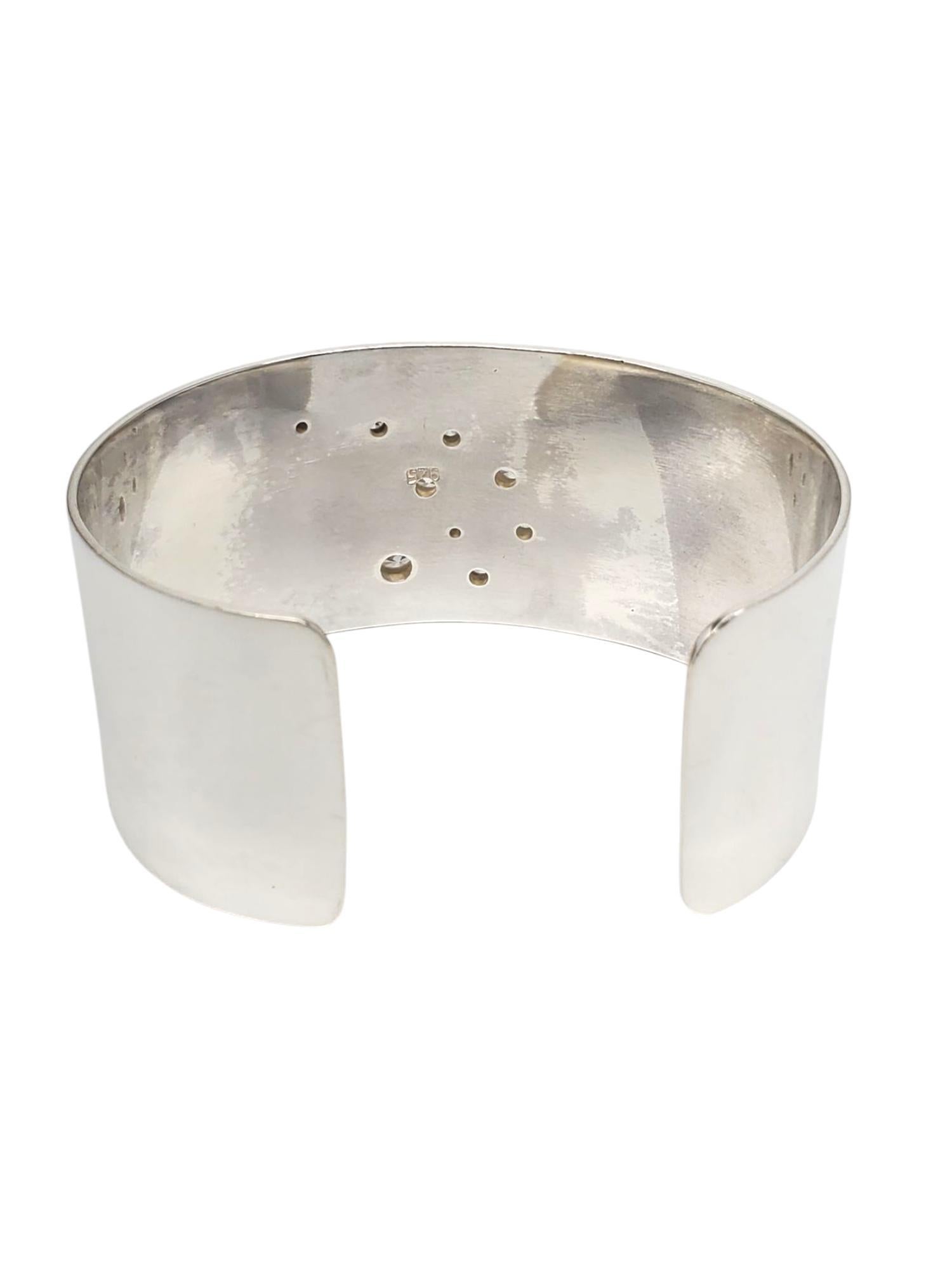 Bracciale largo con cluster di zirconi in argento sterling #20868 In condizioni buone in vendita a Washington Depot, CT
