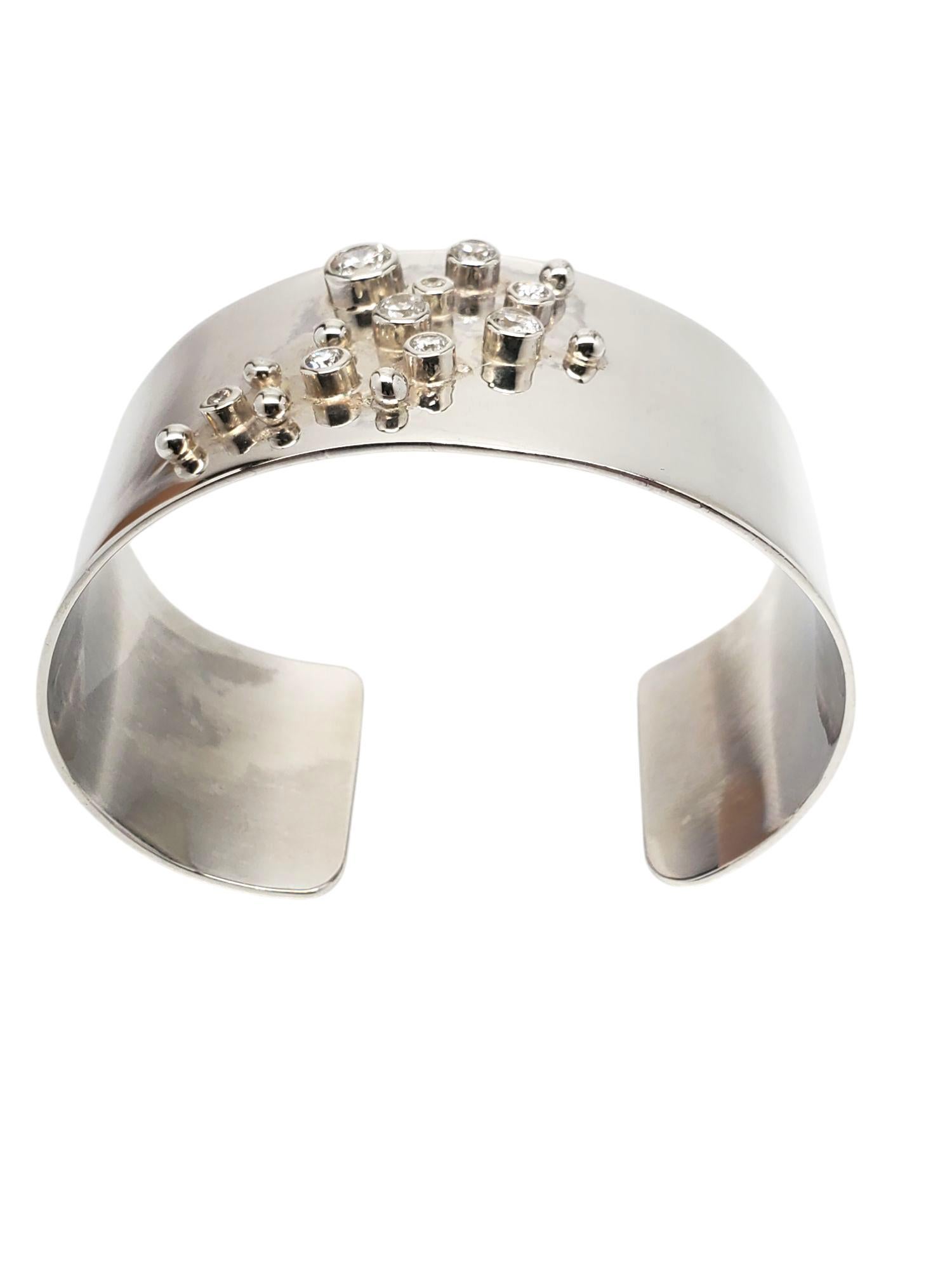 Bracciale largo con cluster di zirconi in argento sterling #20868 in vendita 1