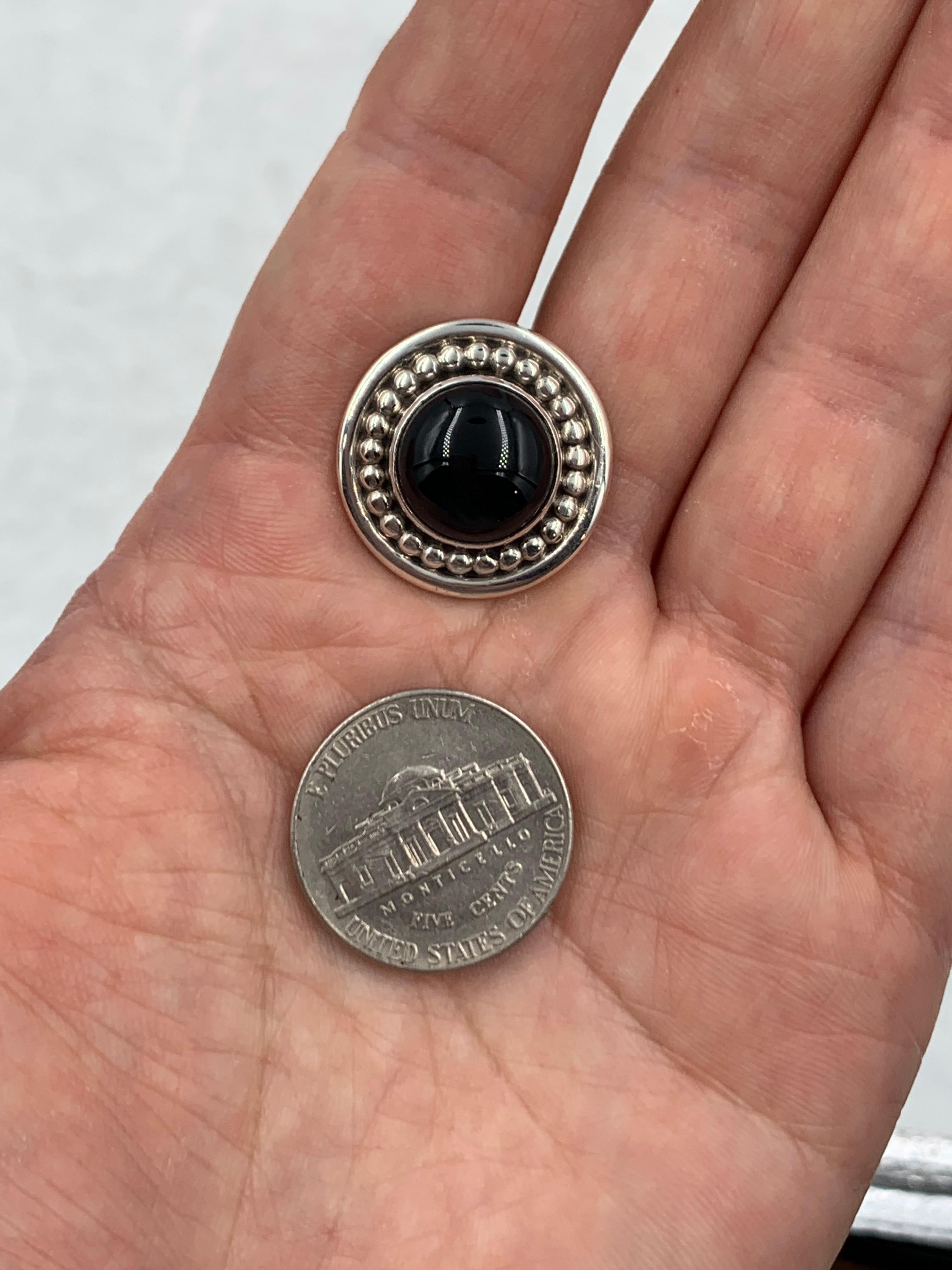 A. Silver con cabochon in onice nero di Dan Oliver in vendita 2