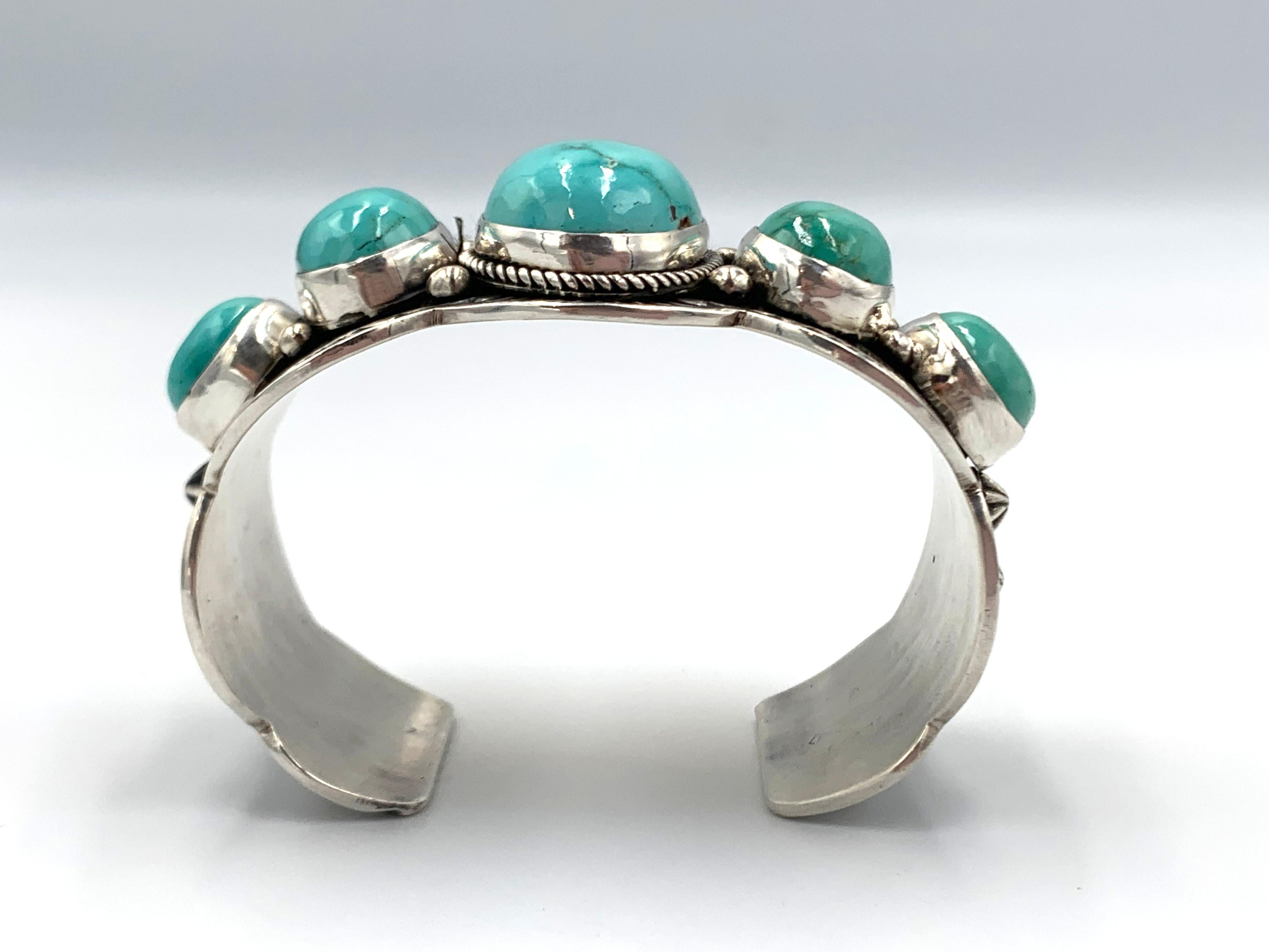 Bracciale in argento con 5 pietre di turchese Fox di Albert Jack & Bruce Eckhardt In condizioni Nuovo in vendita a Scottsdale, AZ