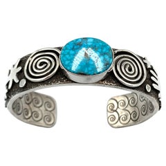 Sterling Silber Manschette mit Kingman-Türkis von Alex Sanchez (Navajo & Zuni)J2029