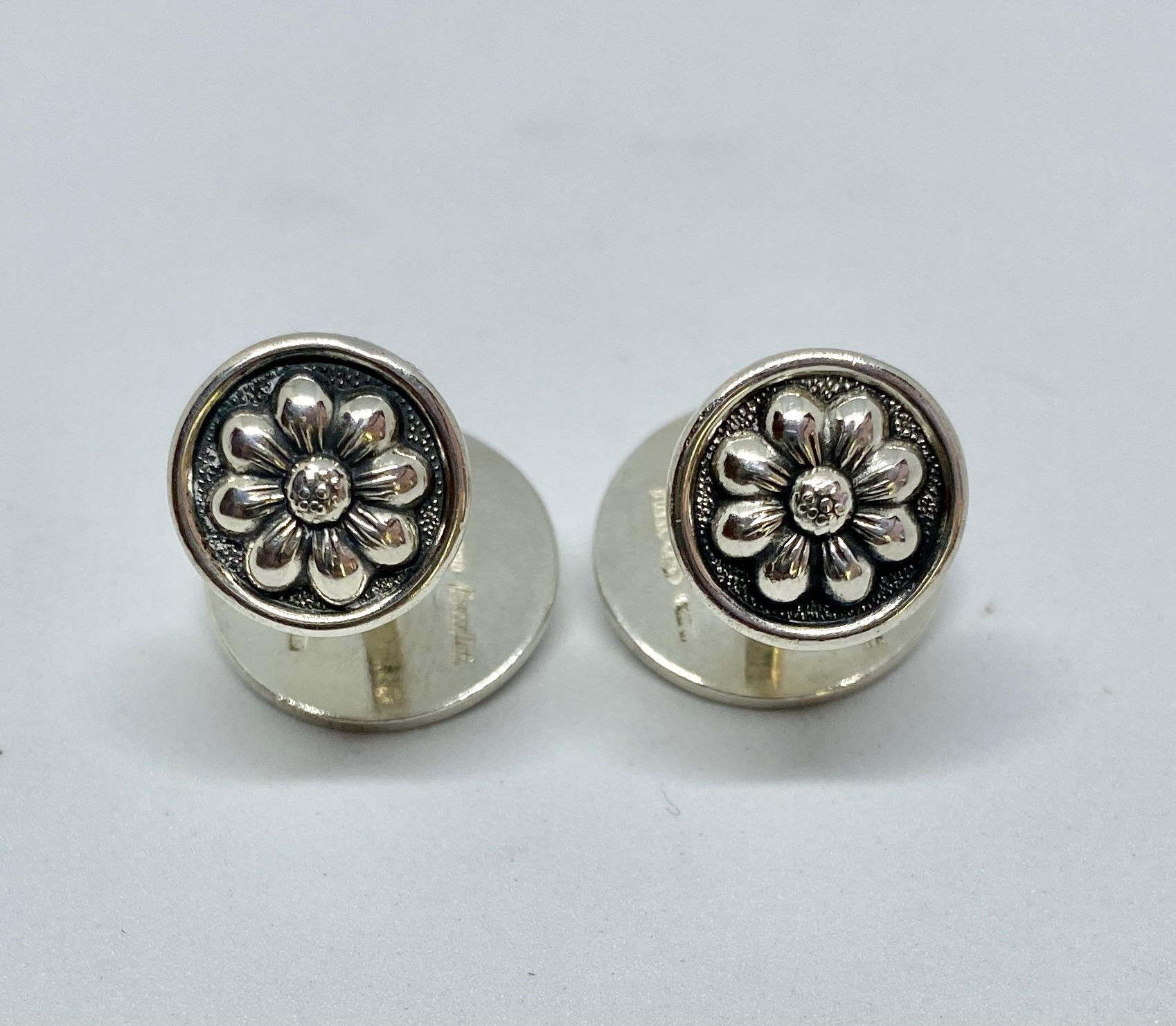 Neoclassical Sterling Silver Cufflinks with Classical Motif by Gianmaria Buccellati For Sale