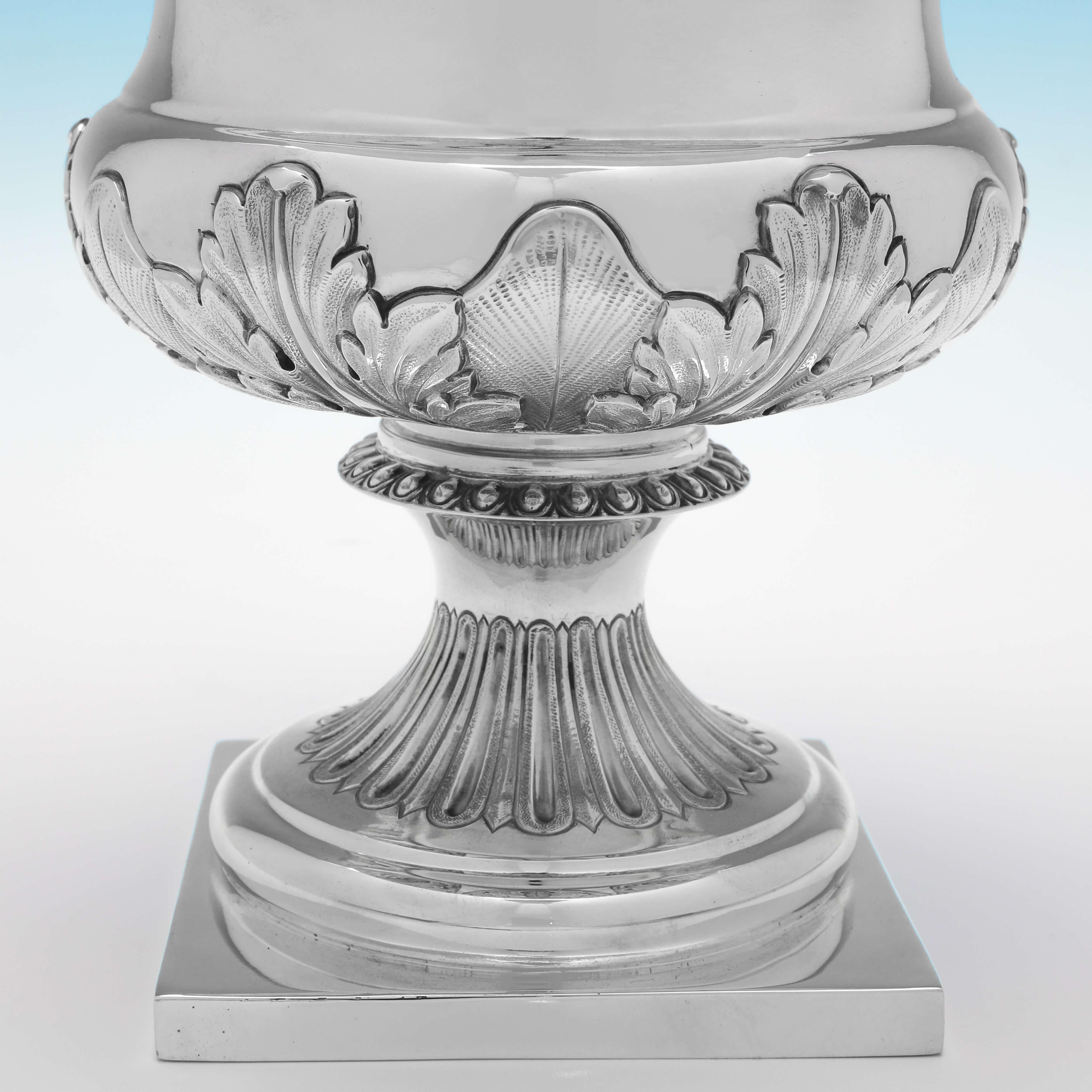 Early 20th Century Stunning Sterling Silver Urn or Cup & Cover - London 1928 For Sale
