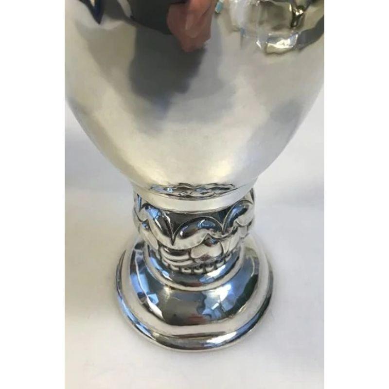 Sterling silver cup No 325355

Measures 19.5 cm (7 43/64 in) Weight 312gr/ 11oz.