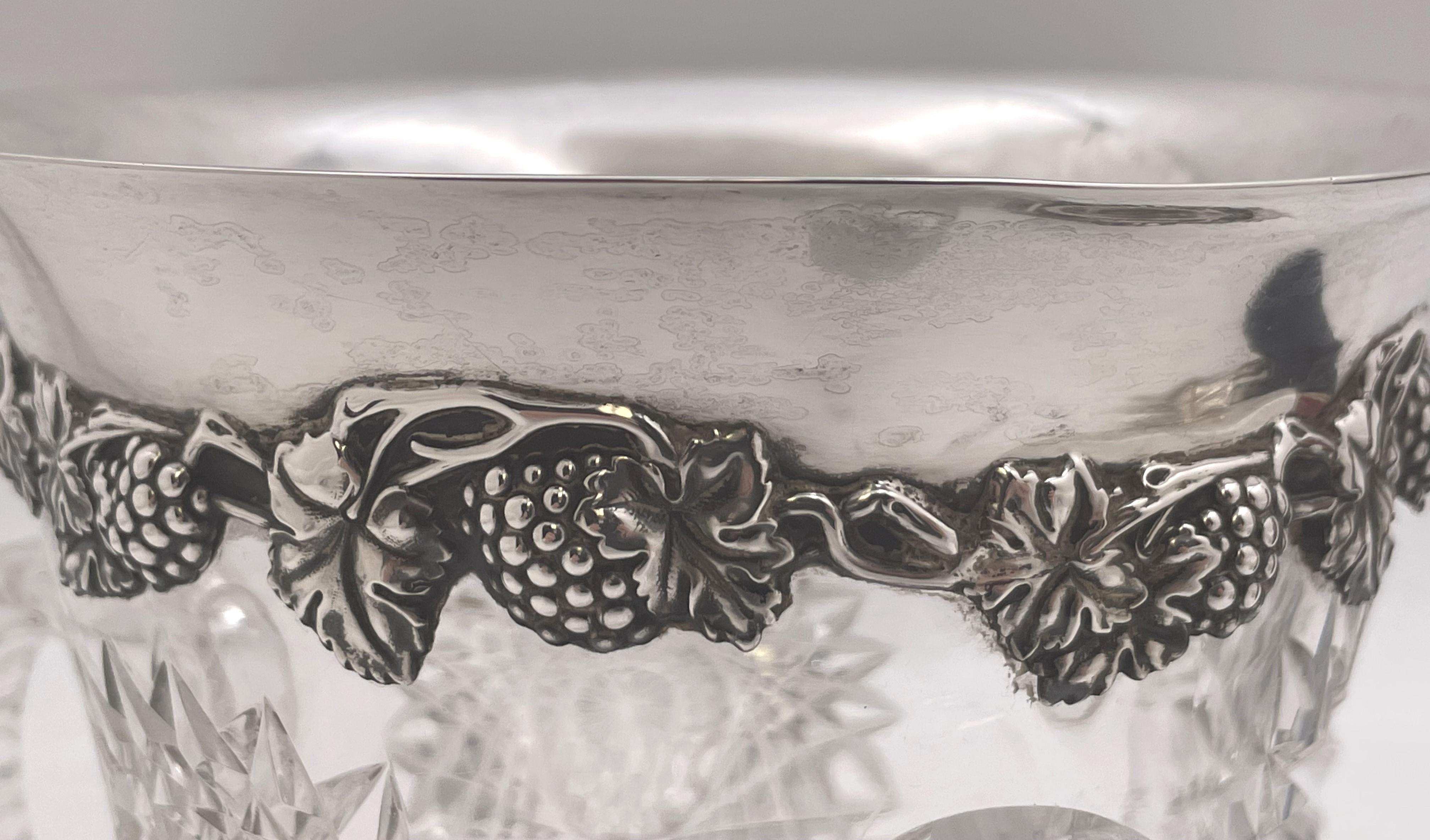 Sterling Silver &Cut Glass Art Nouveau Wine Cooler Loving Cup Early 20th Century For Sale 4