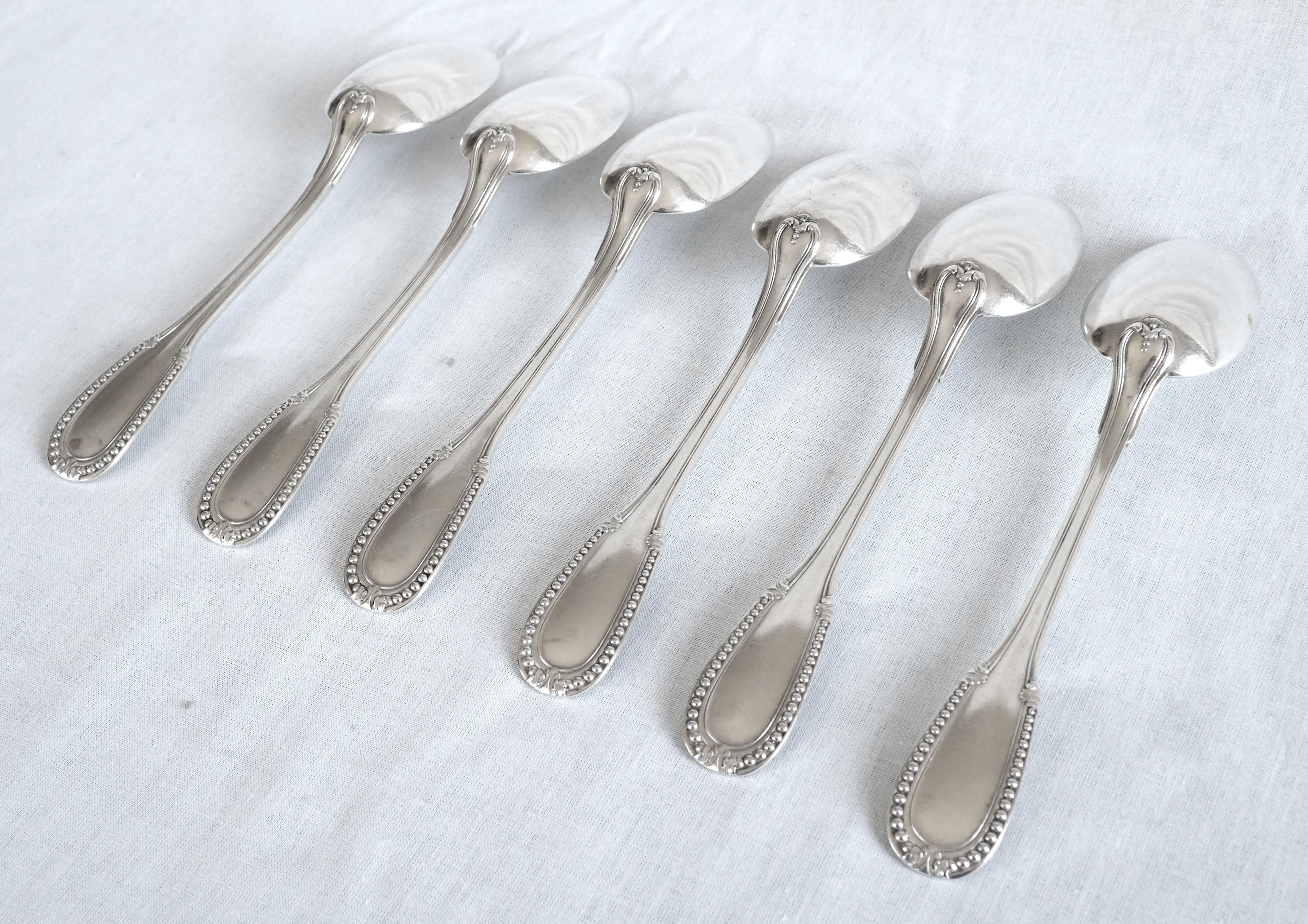 XX secolo Set di posate in argento per 6 ospiti - motivo di perle in stile Luigi XVI in vendita
