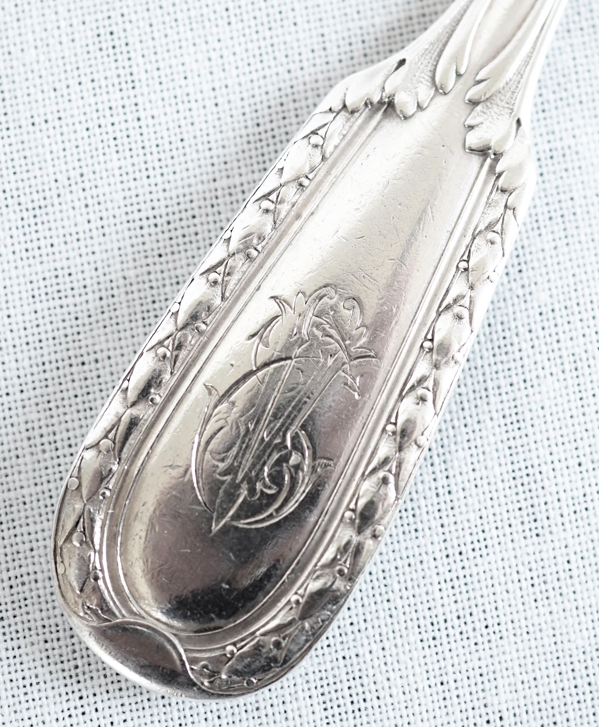 Sterling silver cutlery set for a child by Puiforcat In Good Condition For Sale In GRENOBLE, FR