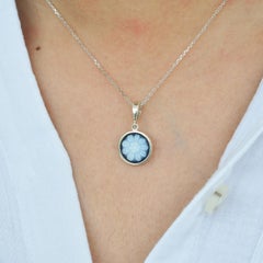 Sterling Silver Daisy Flower hand Carved Cameo Agate Pendant Necklace