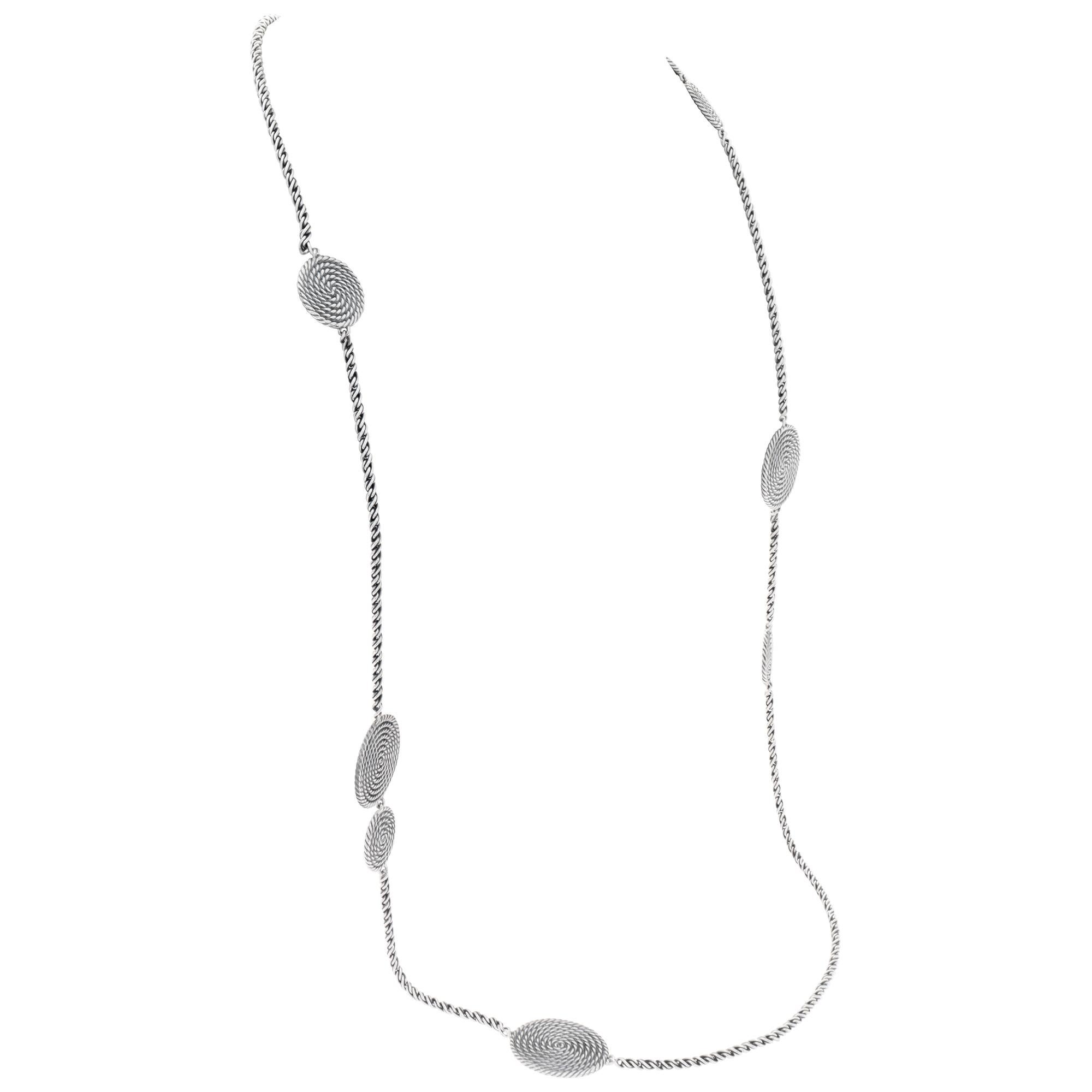 David Yurman Cable Coil Station Necklace in argento sterling. Lunghezza 38 pollici.
