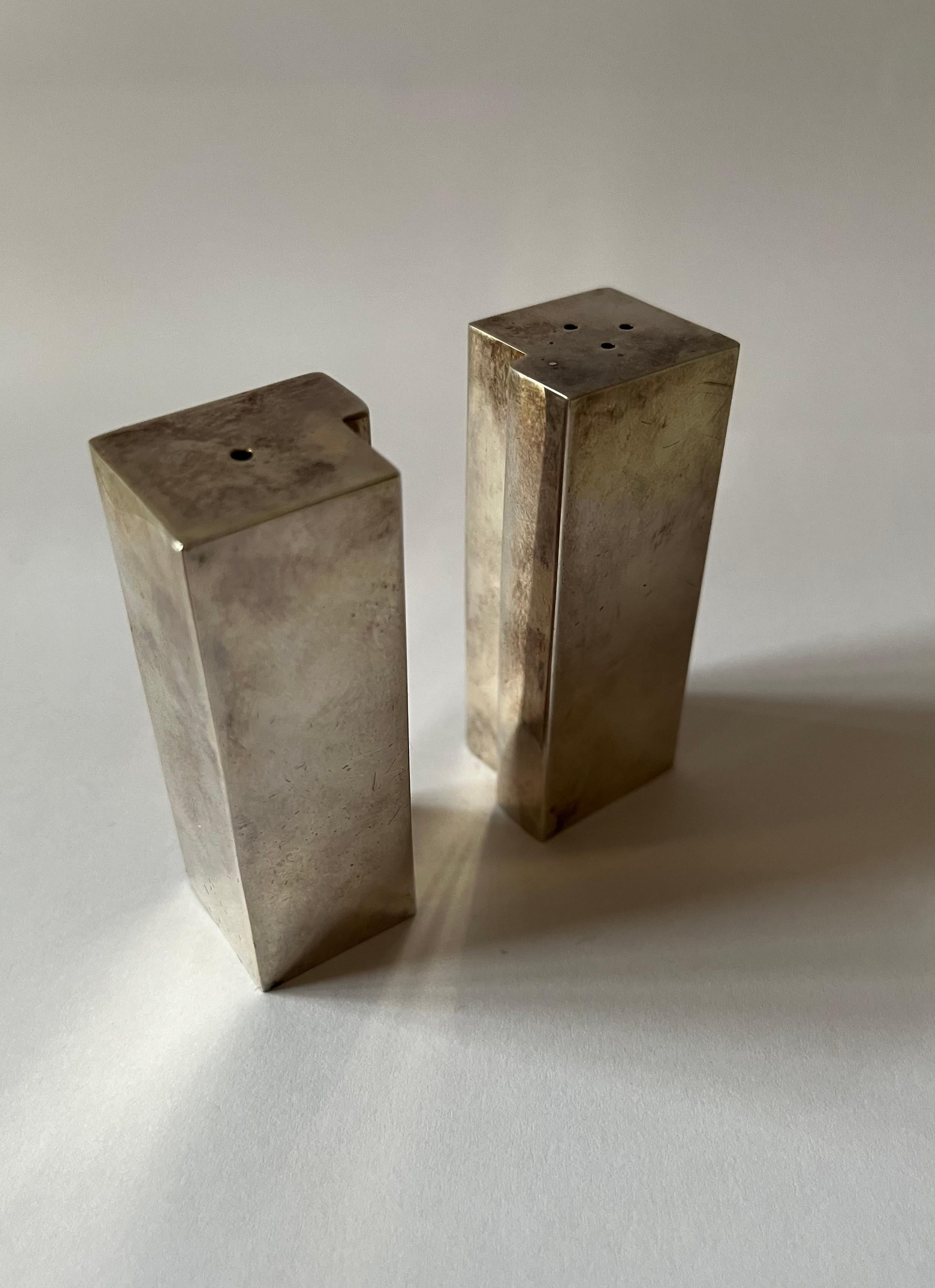 Sterling Silver Decorative Minimalistic Pepper and Salt shakers, 1970's im Angebot 6