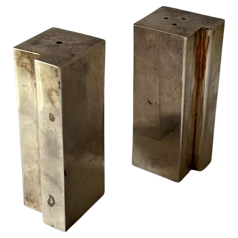 Sterling Silver Decorative Minimalistic Pepper and Salt shakers, 1970's