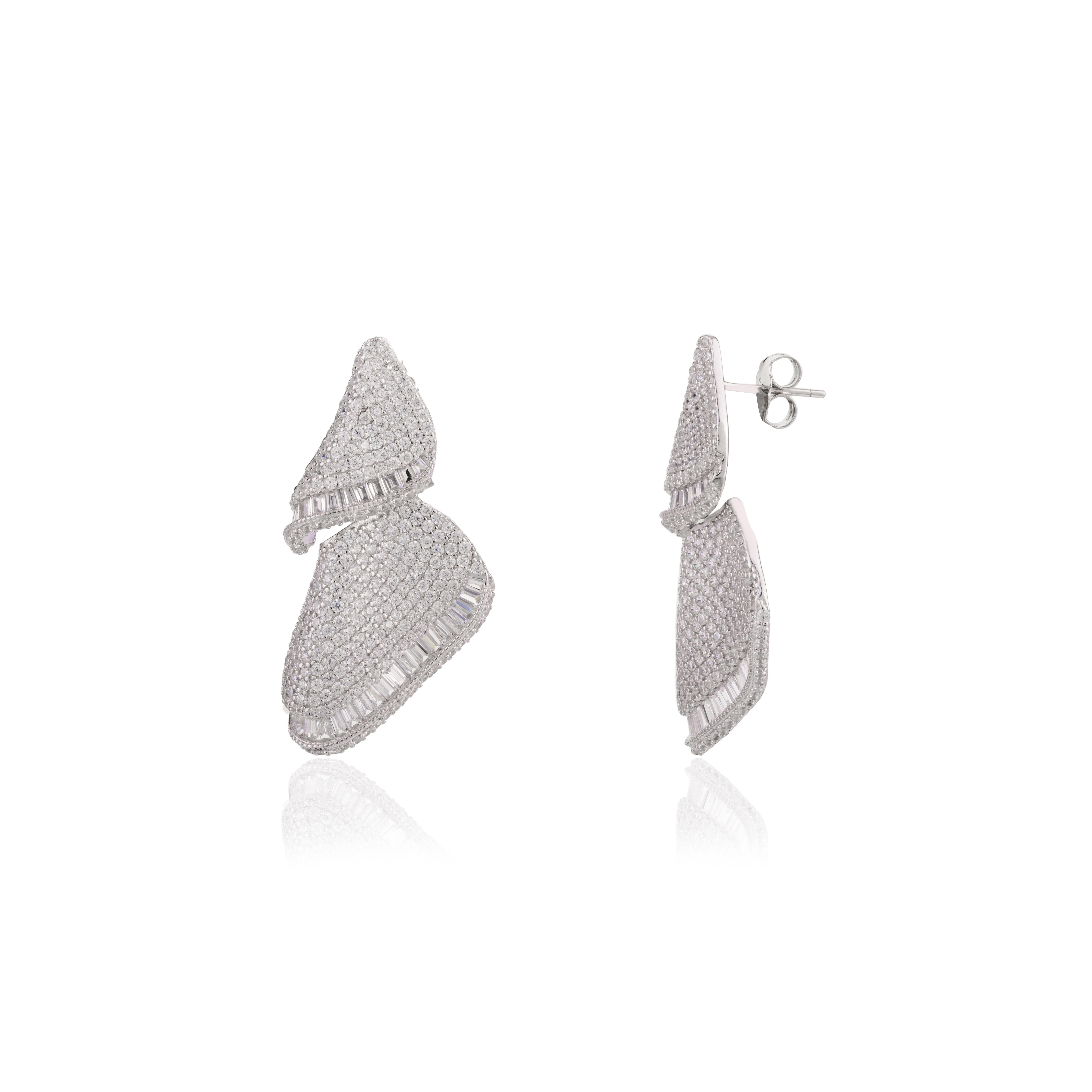 Designer- Zirkon-Verlobungs-Tropfen-Ohrringe für Mom Jewelry aus 925 Sterlingsilber (Modernistisch) im Angebot