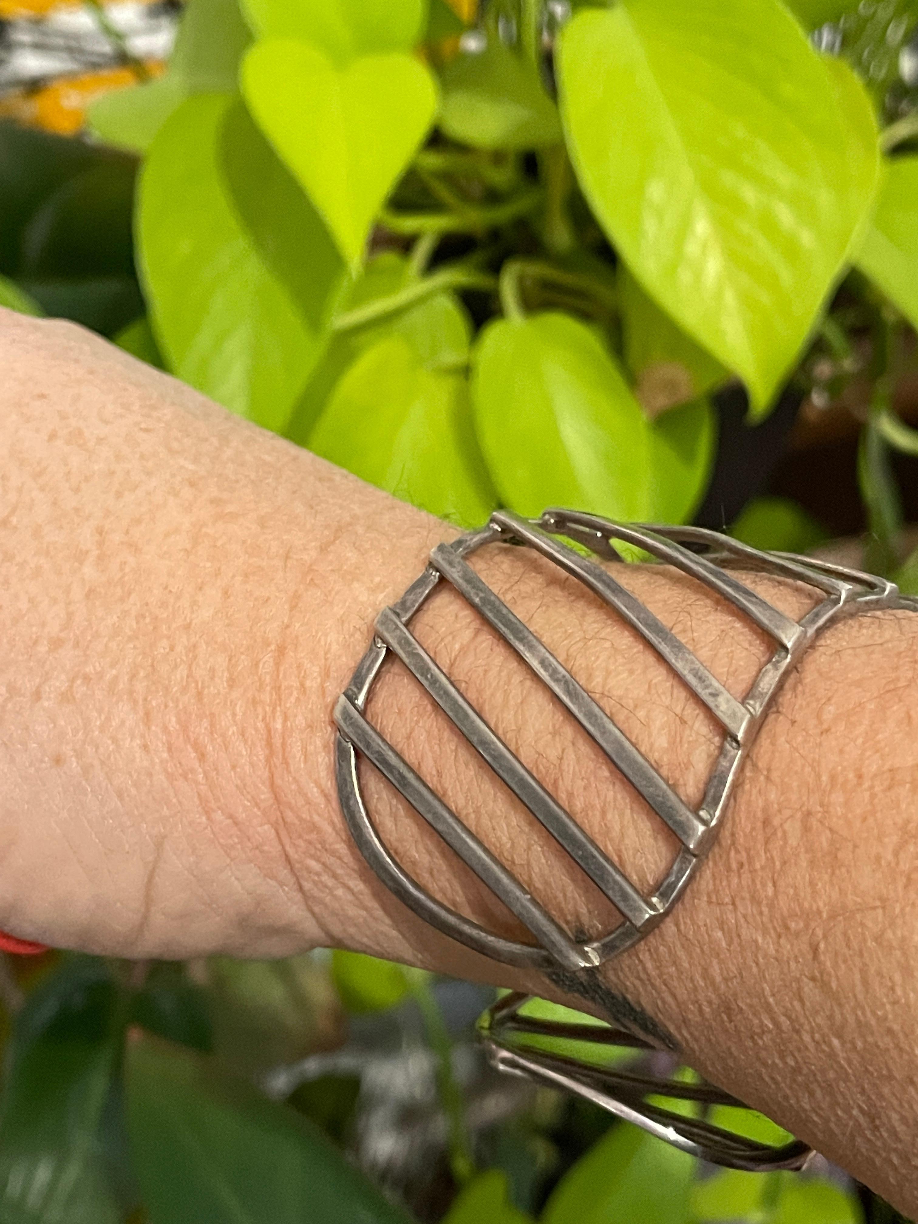 Sterling Silver Diagonal Modernist Cuff Bracelet  In Good Condition For Sale In Wallkill, NY