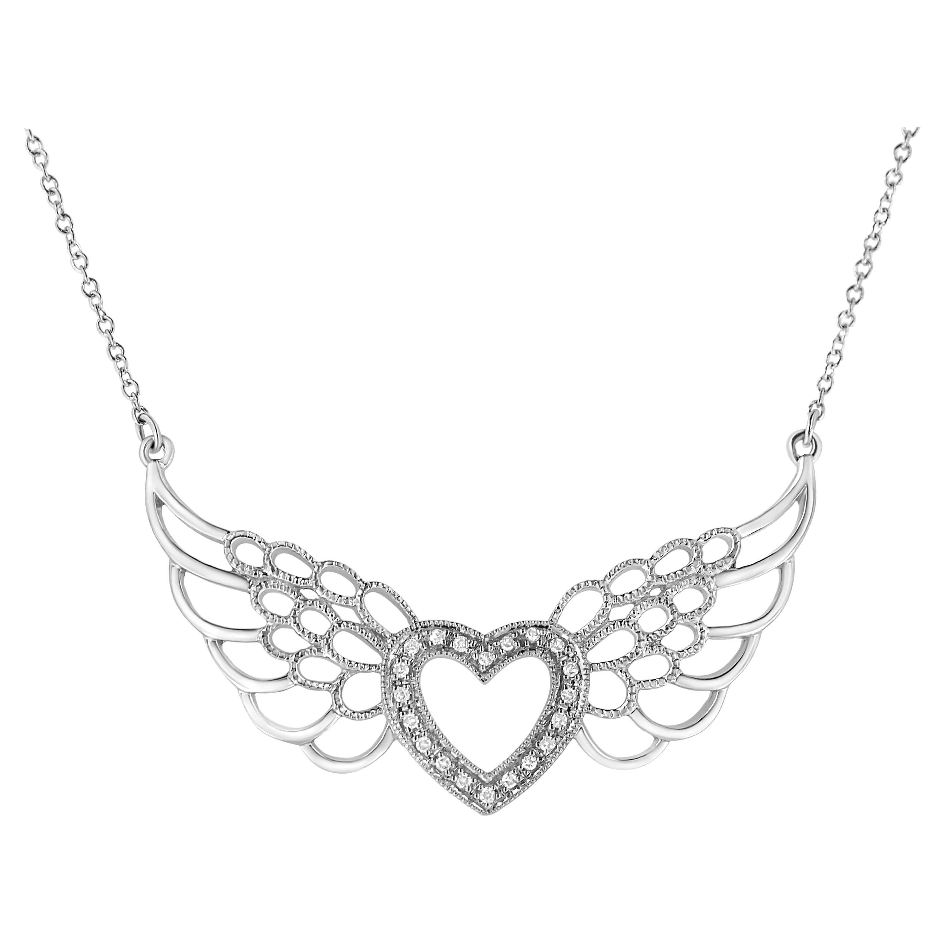 Collar Colgante Corazón Ala de Hada de Plata de Ley con Detalles de Diamantes