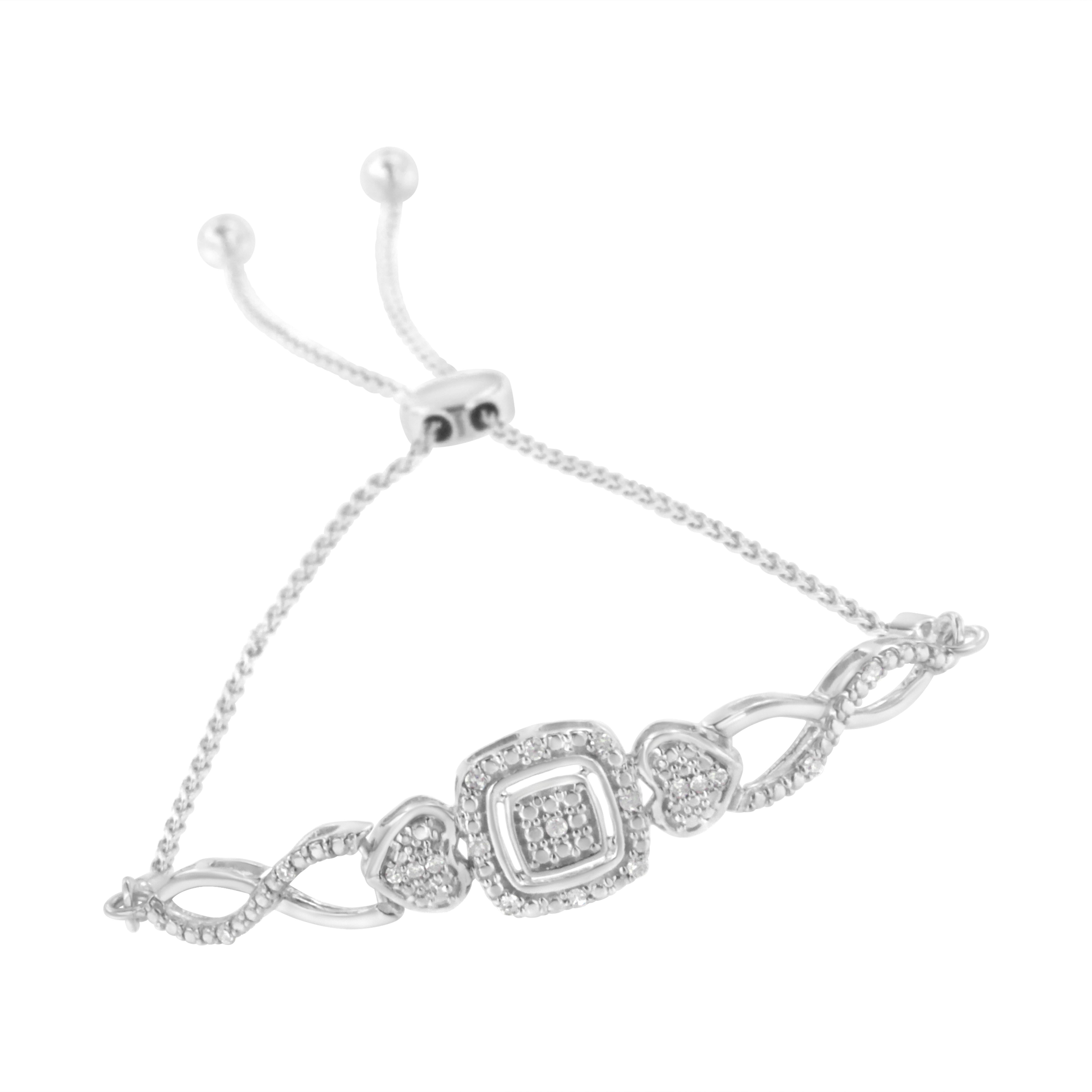 Moderno Bracciale Bolo regolabile in argento 925 con cornice di diamanti a forma di cuscino e lati di cuore in vendita