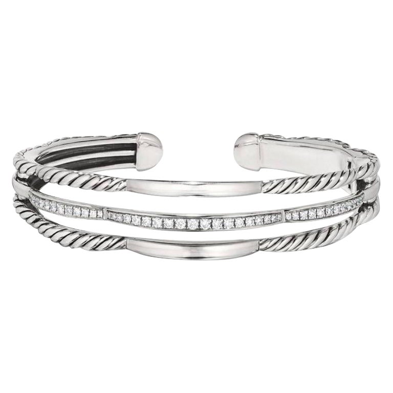 Pulsera brazalete de tres filas David Yurman Tides de plata de ley y diamantes