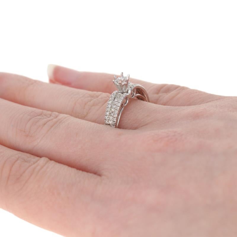 Bague de fiançailles en argent sterling avec diamants 925 taille brillant rond de 0,64 carat Neuf - En vente à Greensboro, NC